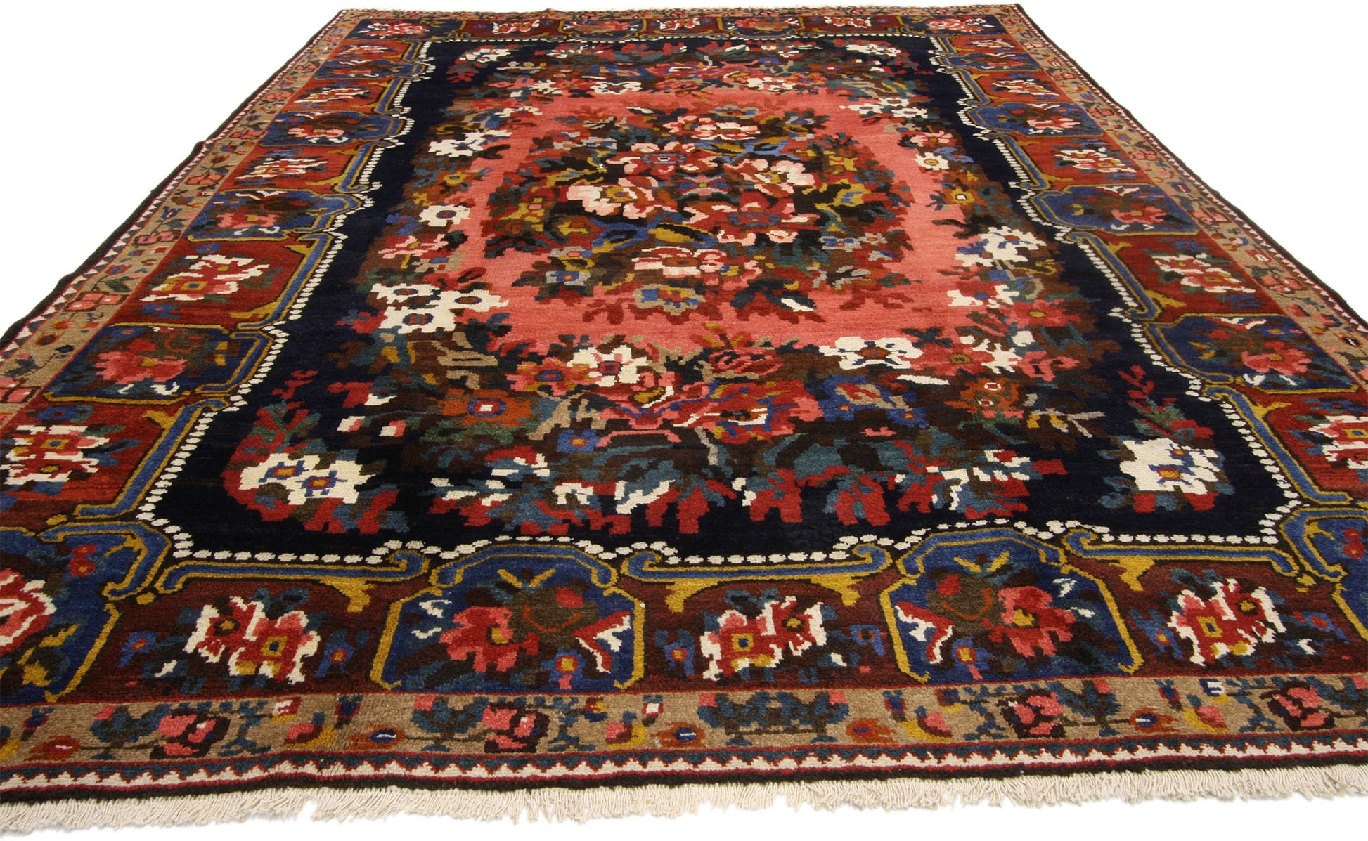 7 x 10 Antique Persian Bakhtiari Rug 75358