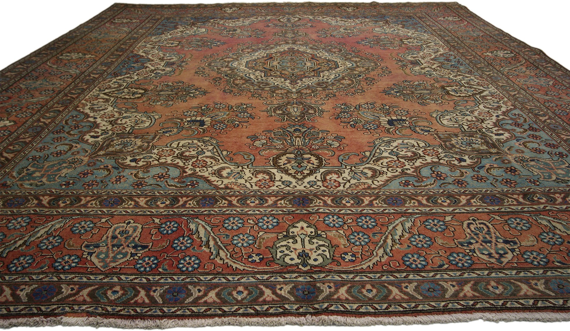 11 x 13 Vintage Tabriz Rug 75532