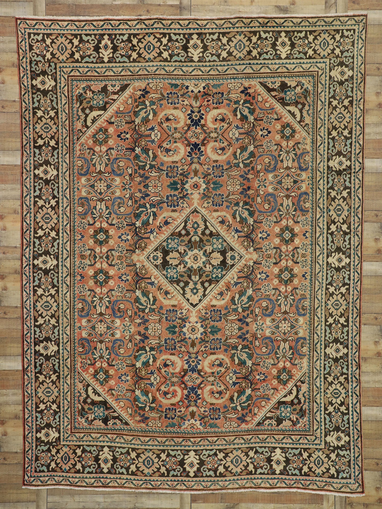 10 x 13 Vintage Mahal Rug 75539