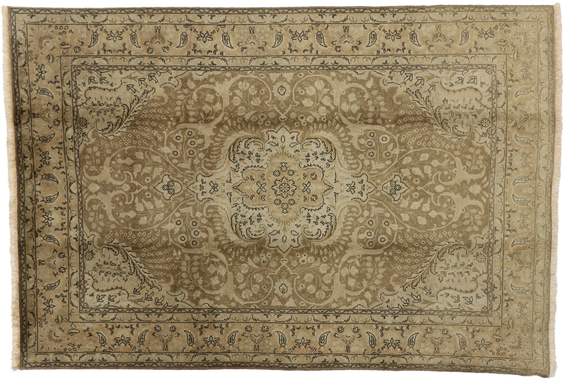 6 x 9 Vintage Persian Tabriz Rug 75560