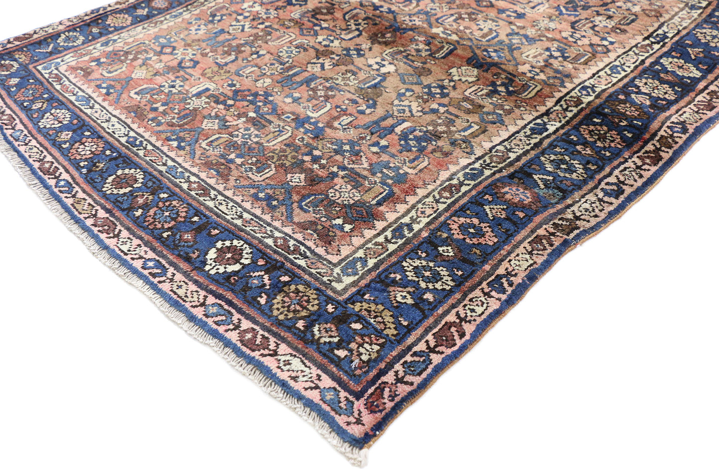 4 x 4 Vintage Bijar Rug 75658