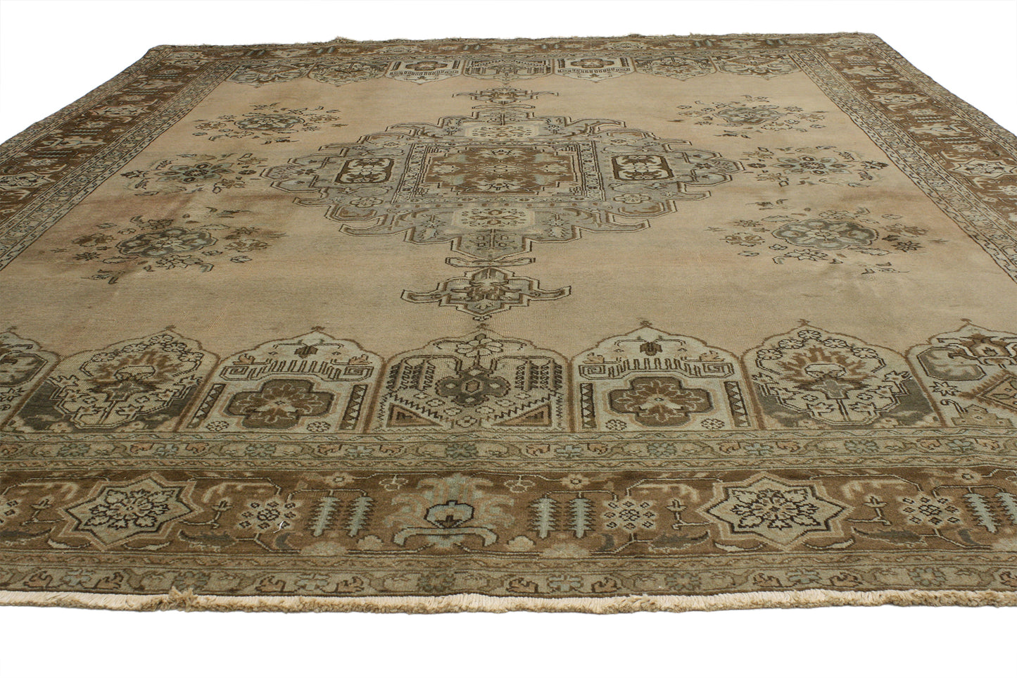 9 x 12 Vintage Persian Tabriz Rug 75767