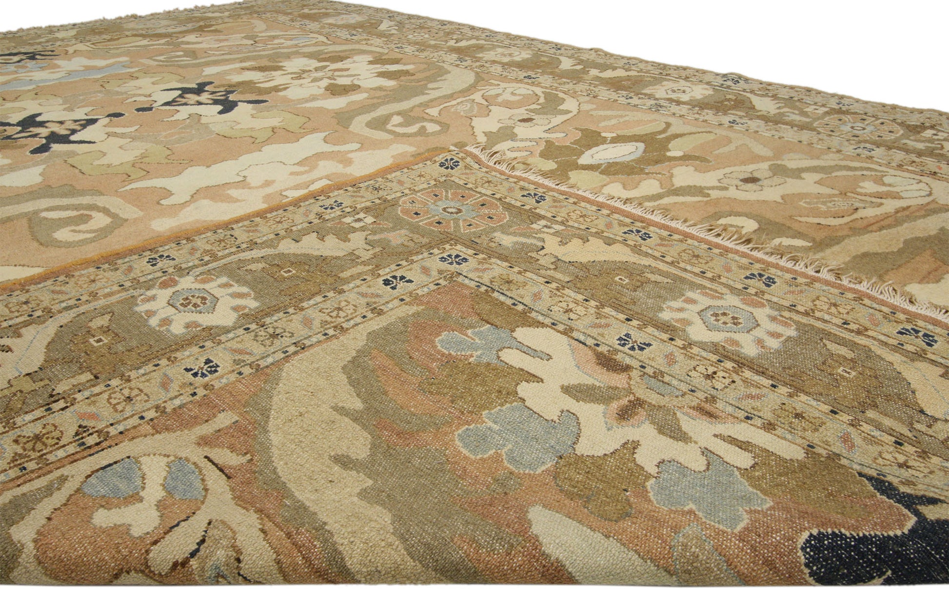 7 x 10 Vintage Heriz Rug 75778