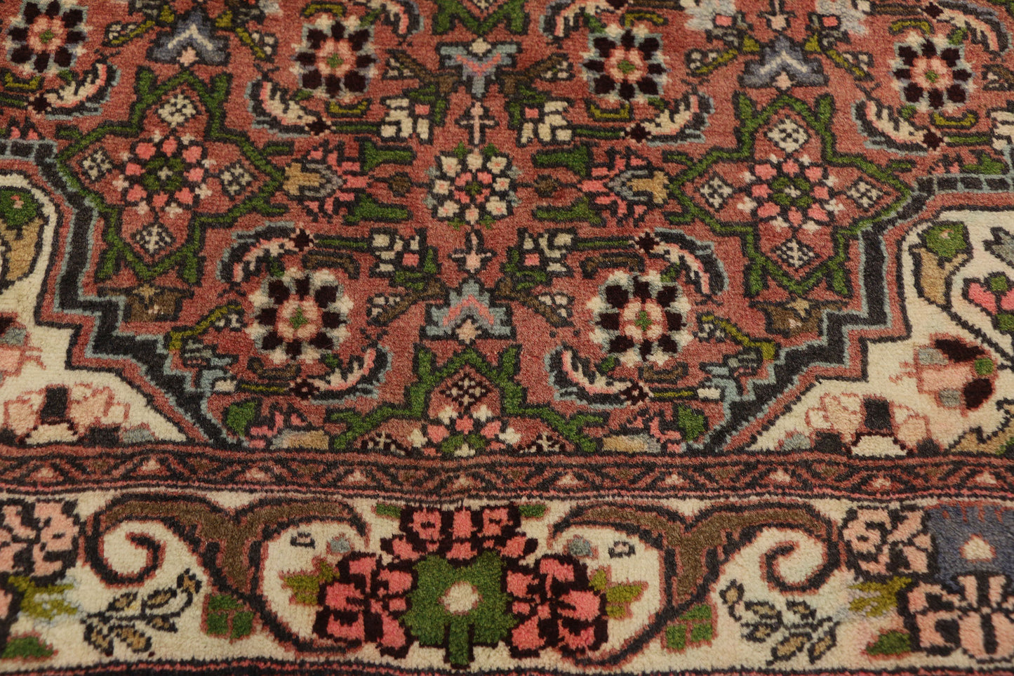 4 x 5 Vintage Persian Hamadan Rug 76057