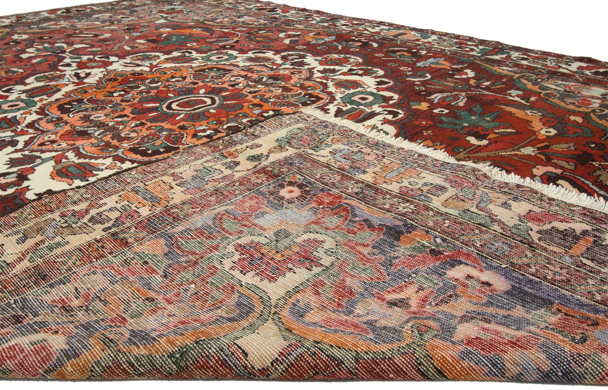 7 x 10 Vintage Persian Bakhtiari Rug 76142
