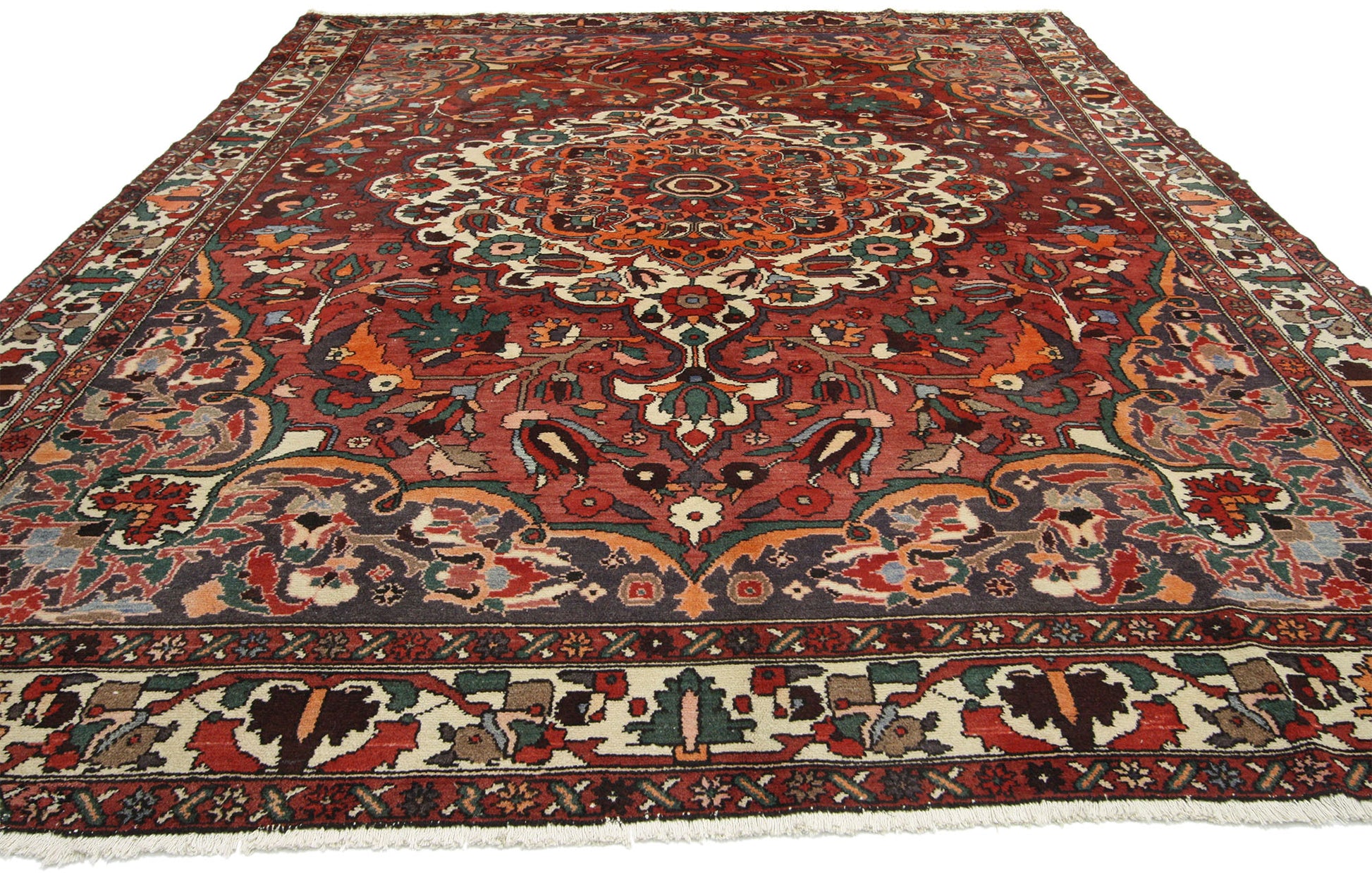 7 x 10 Vintage Persian Bakhtiari Rug 76142