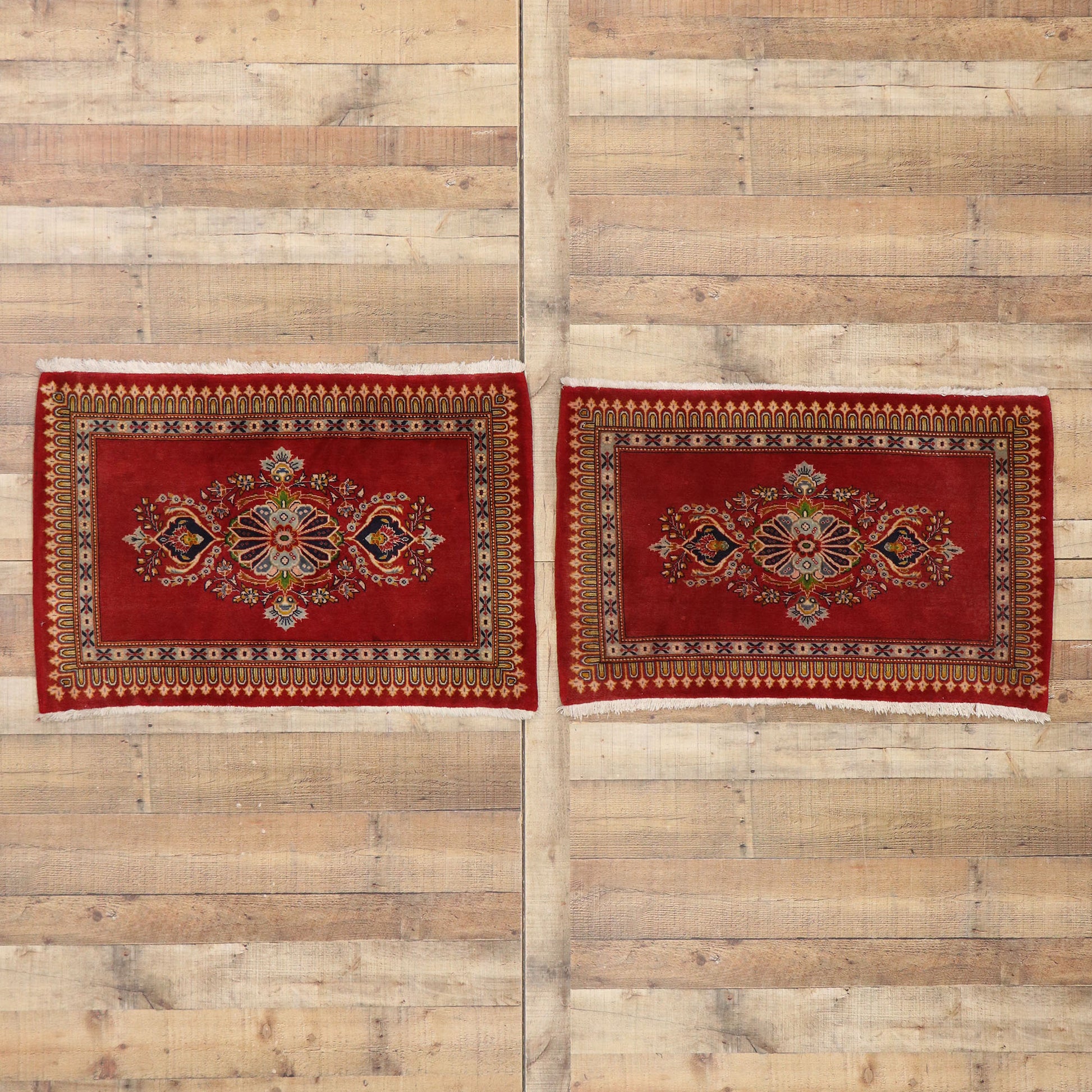 2 x 3 Vintage Persian Kashan Rug 76201