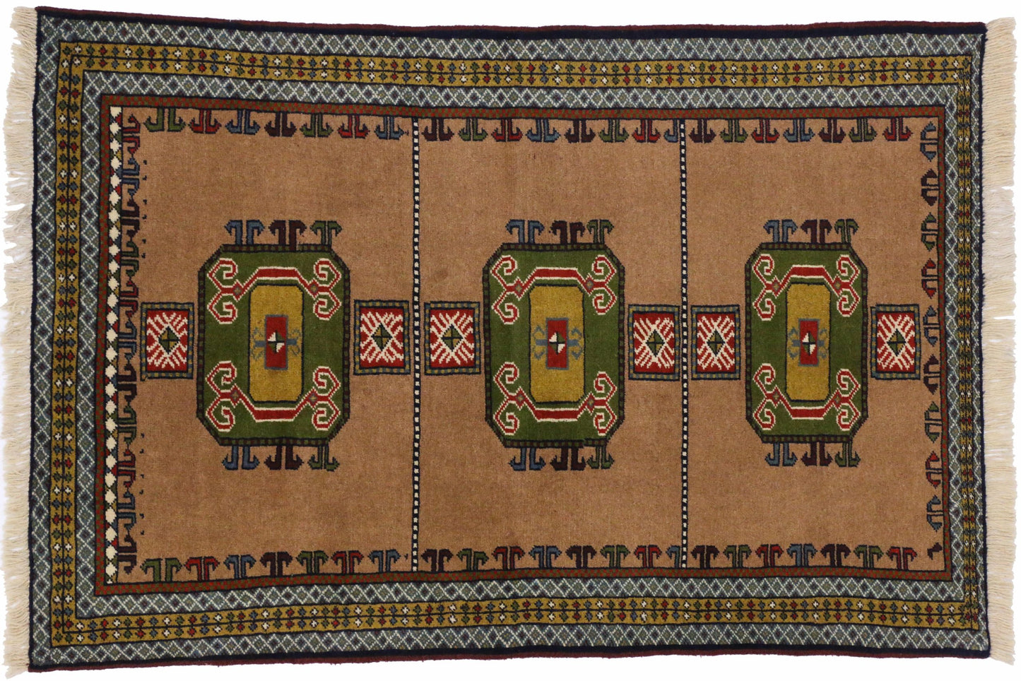 4 x 6 Vintage Shiraz Rug 76404