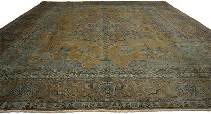 10 x 13 Vintage Tabriz Rug 76441