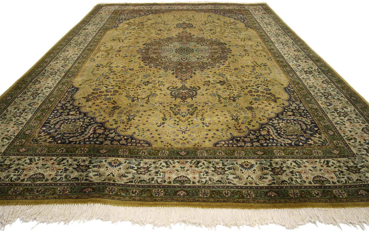 7 x 10 Vintage Tabriz Rug 76499