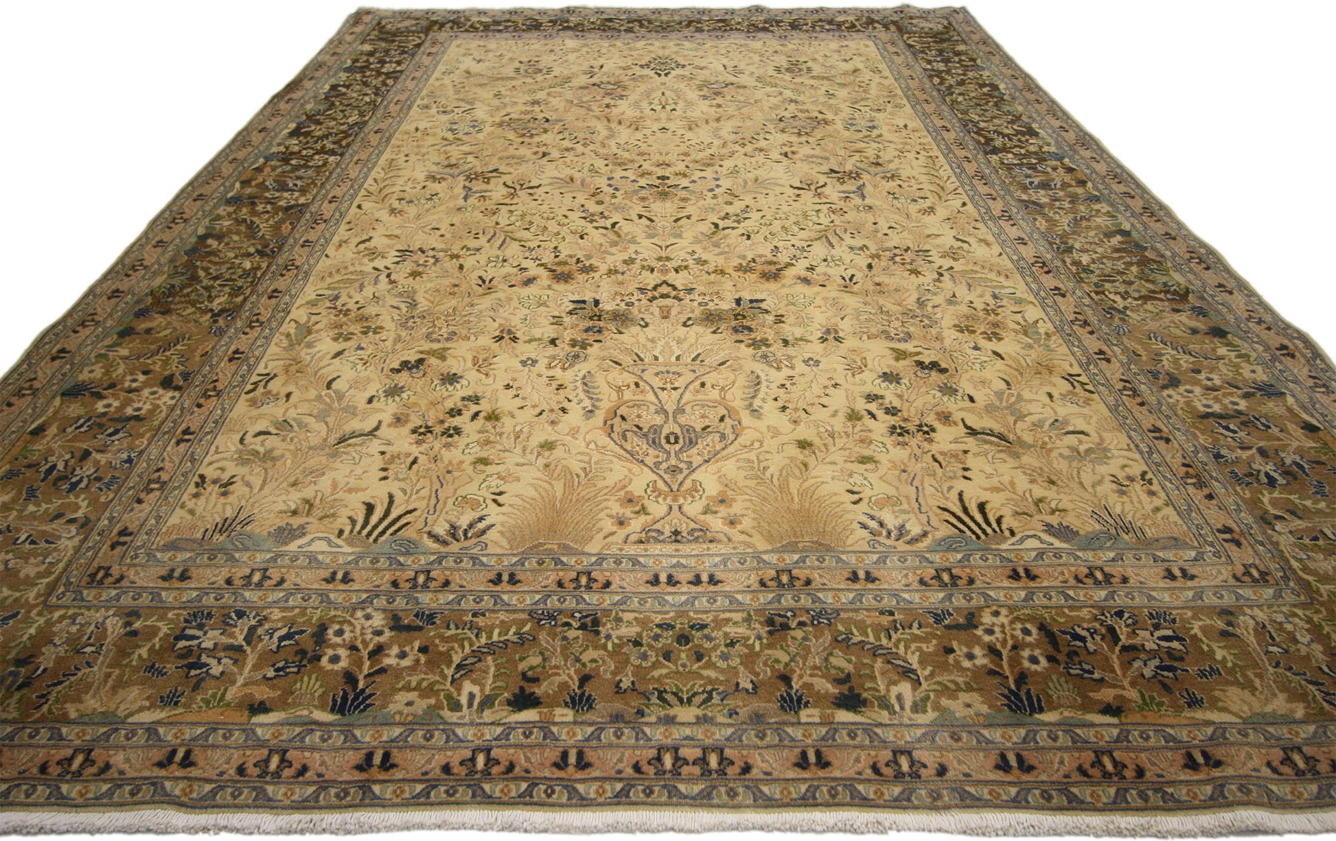 6 x 10 Vintage Khorassan Rug 76564