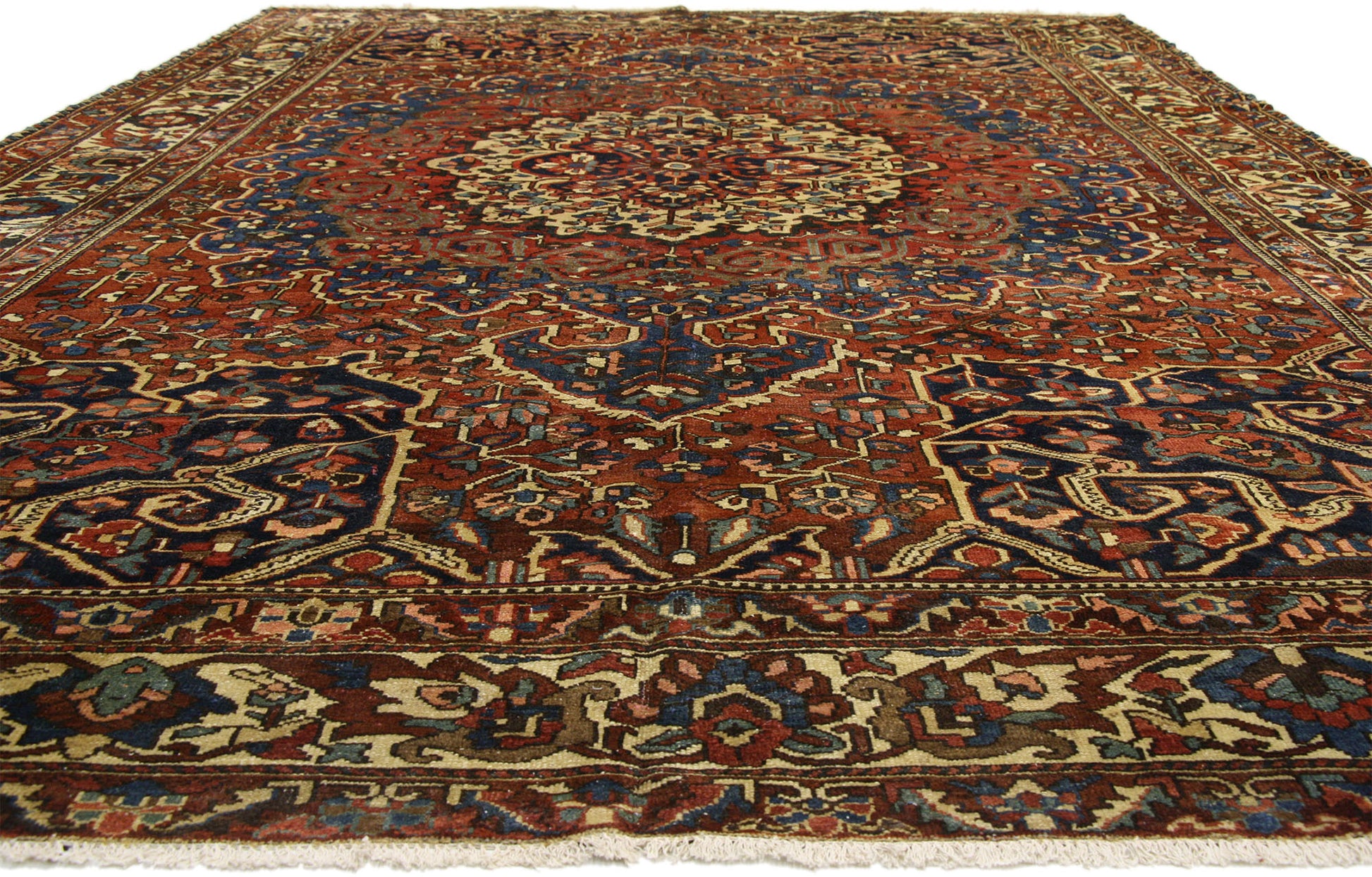 11 x 16 Antique Persian Bakhtiari Rug 76567