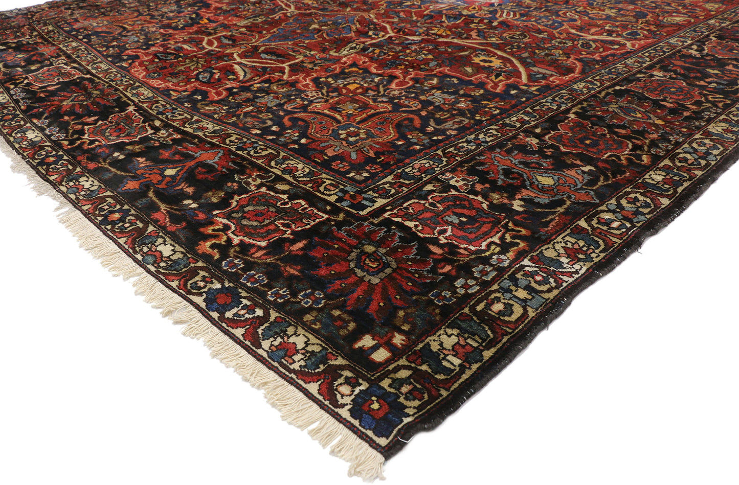 11 x 16 Antique Bakhtiari Rug 76587