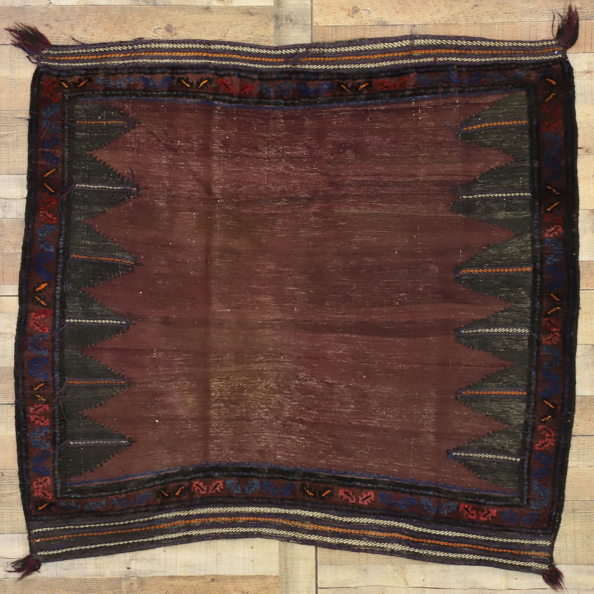 4 x 5 Antique Baluch Afghan Saddlebag 76627