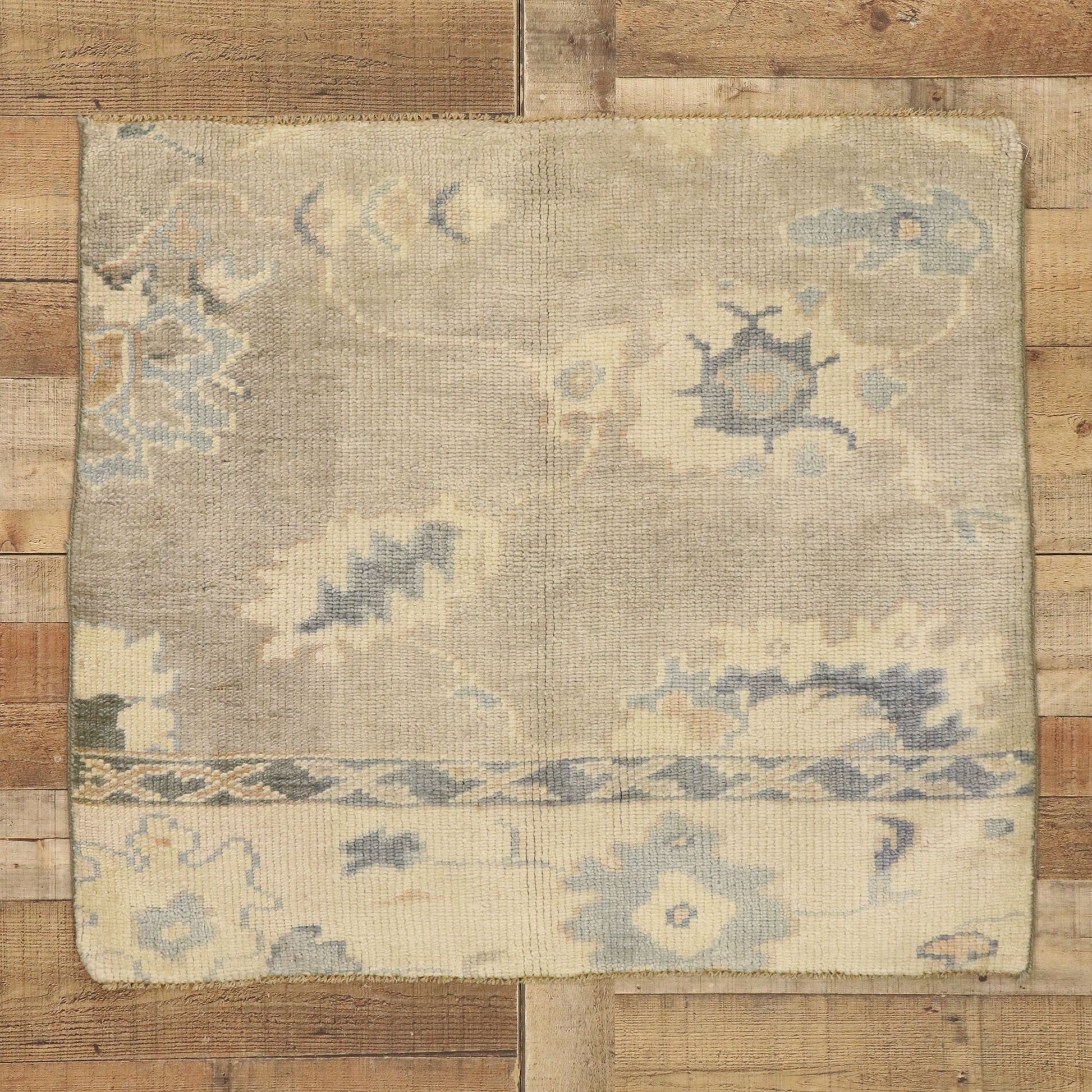 3 x 3 Modern Oushak Wagireh Rug 76716