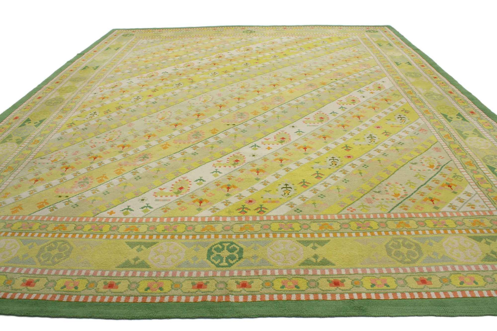 12 x 15 Vintage Cuenca Spanish Rug 76742