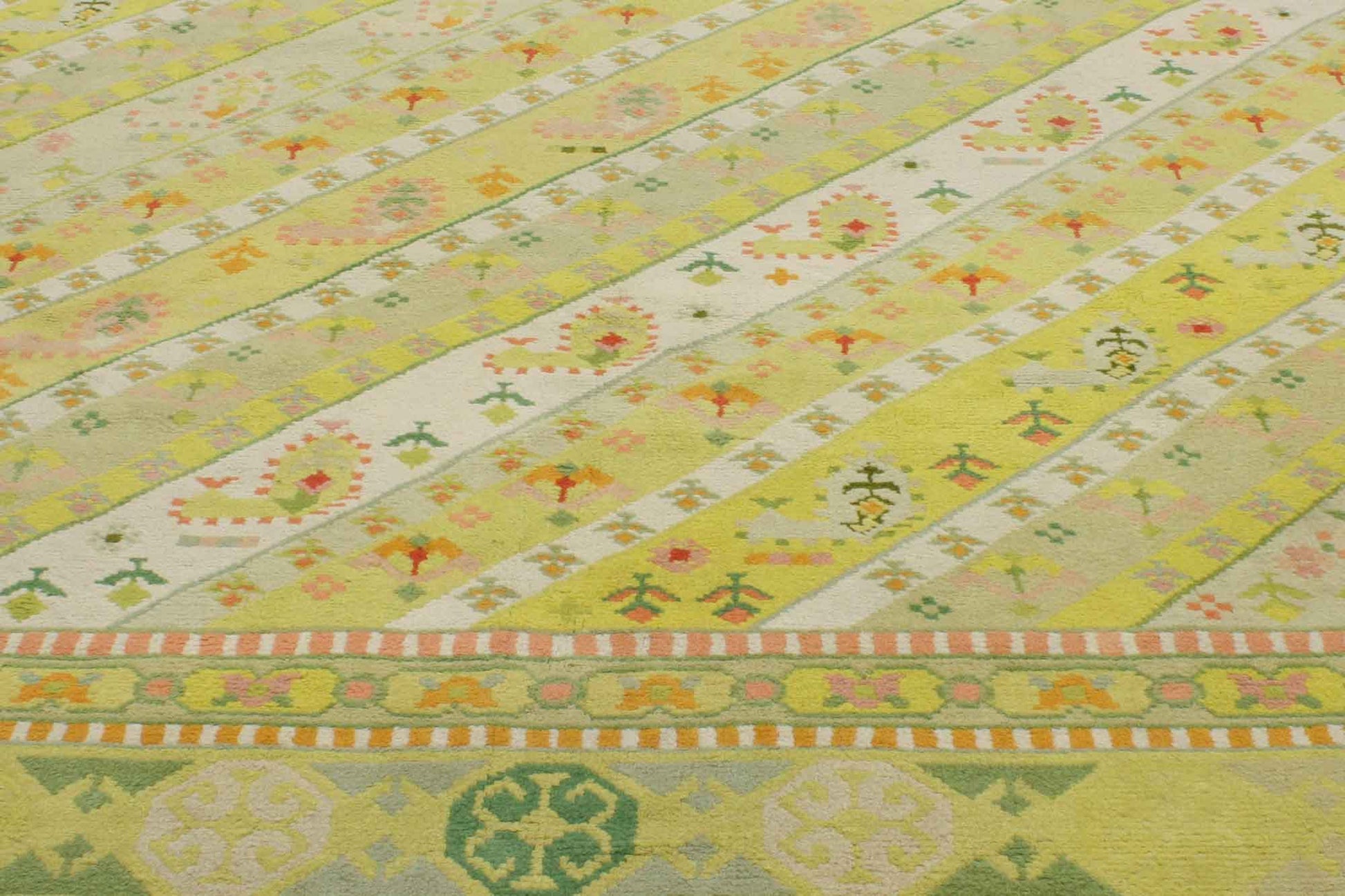 12 x 15 Vintage Cuenca Spanish Rug 76742