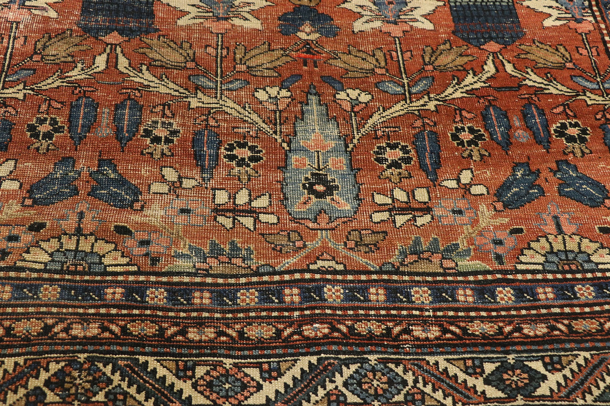 6 x 15 Antique Bakshaish Rug 76754