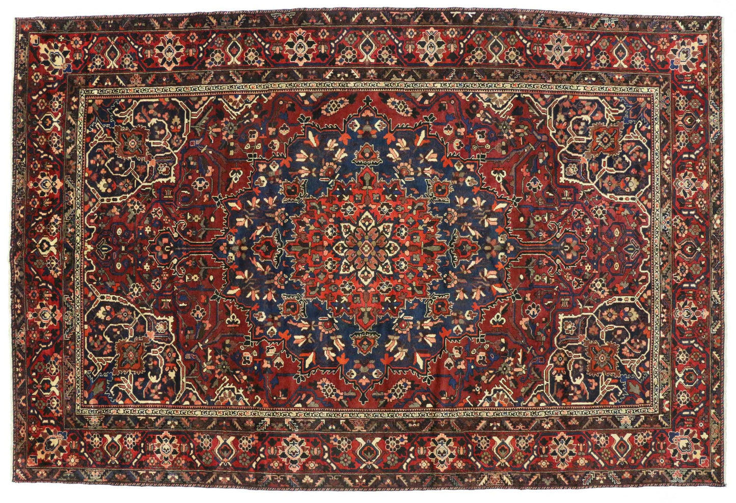 11 x 16 Vintage Persian Bakhtiari Rug 76778