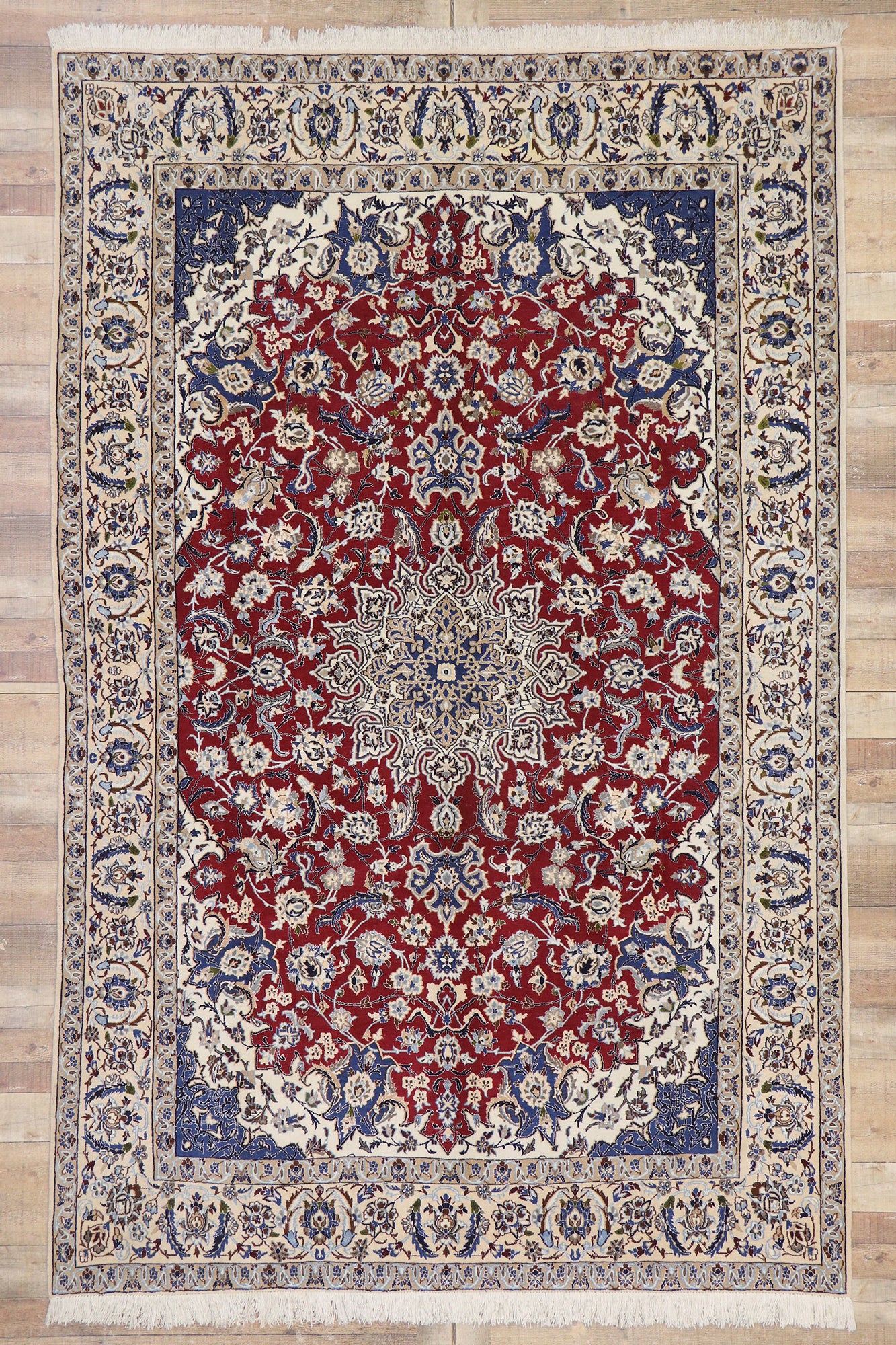 7 x 11 Vintage Nain Rug 76818