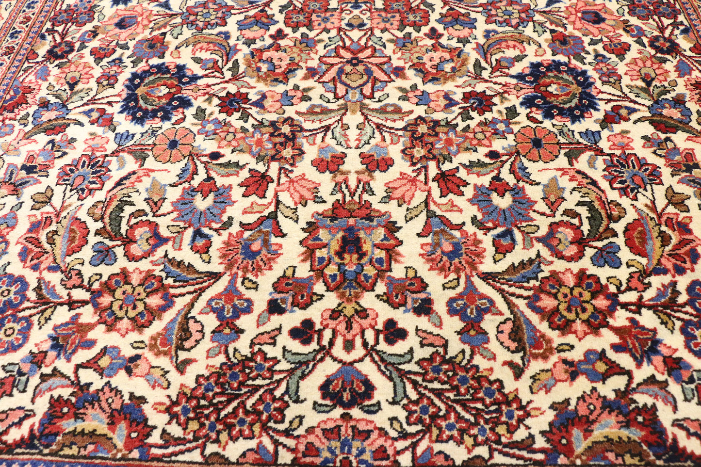 5 x 7 Antique Persian Kashan Rug 76852