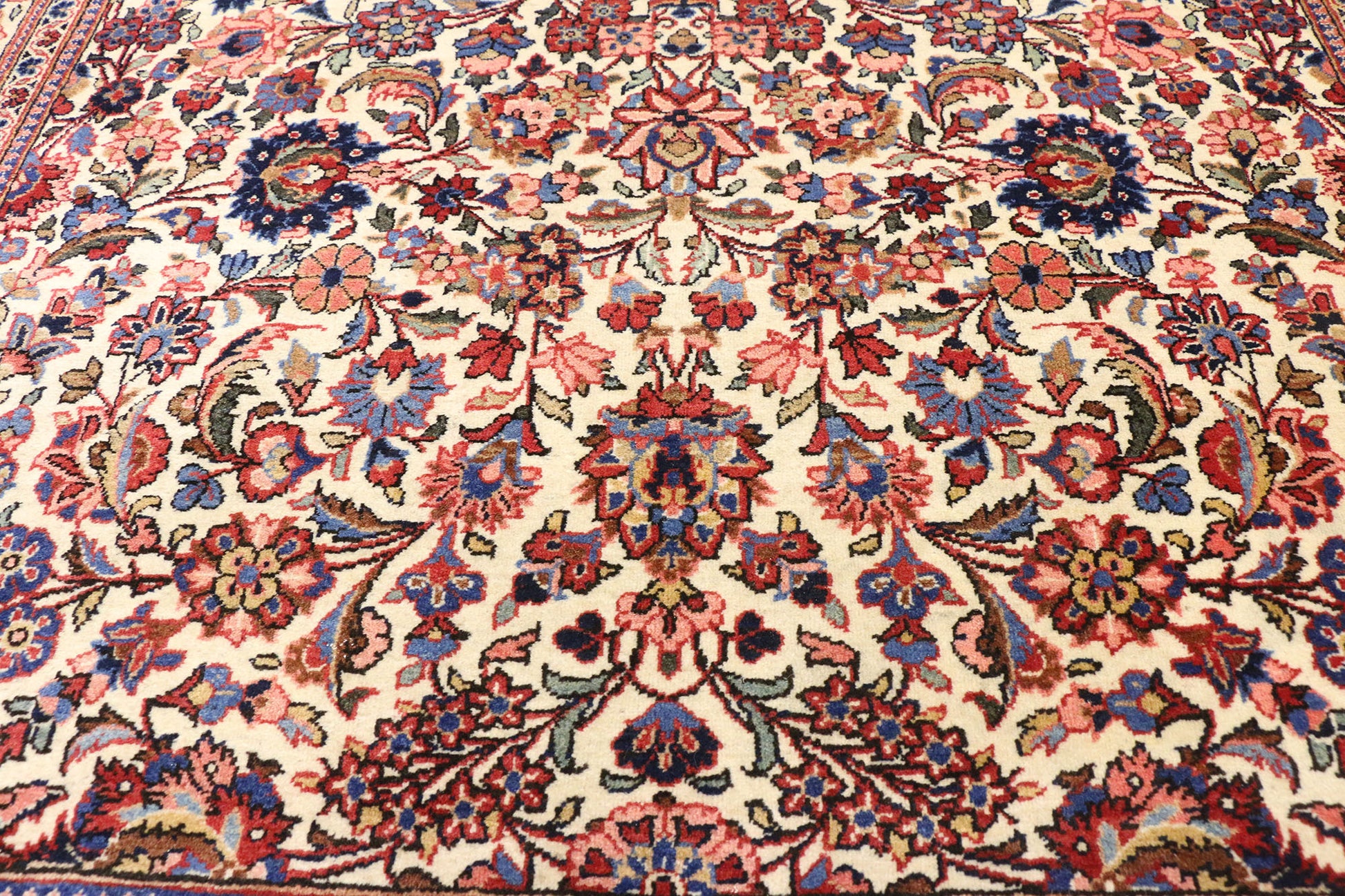 5 x 7 Antique Persian Kashan Rug 76852