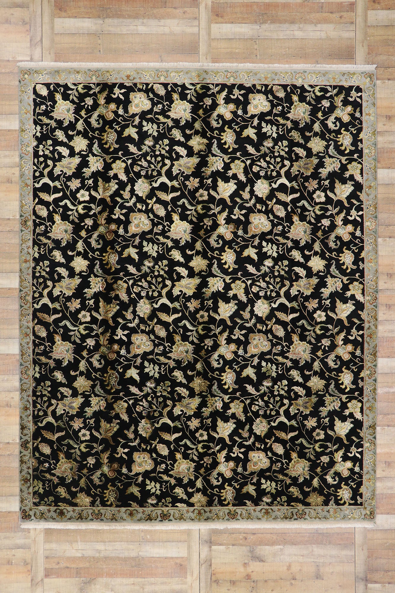 9 x 12 Vintage Floral Indian Rug 76873