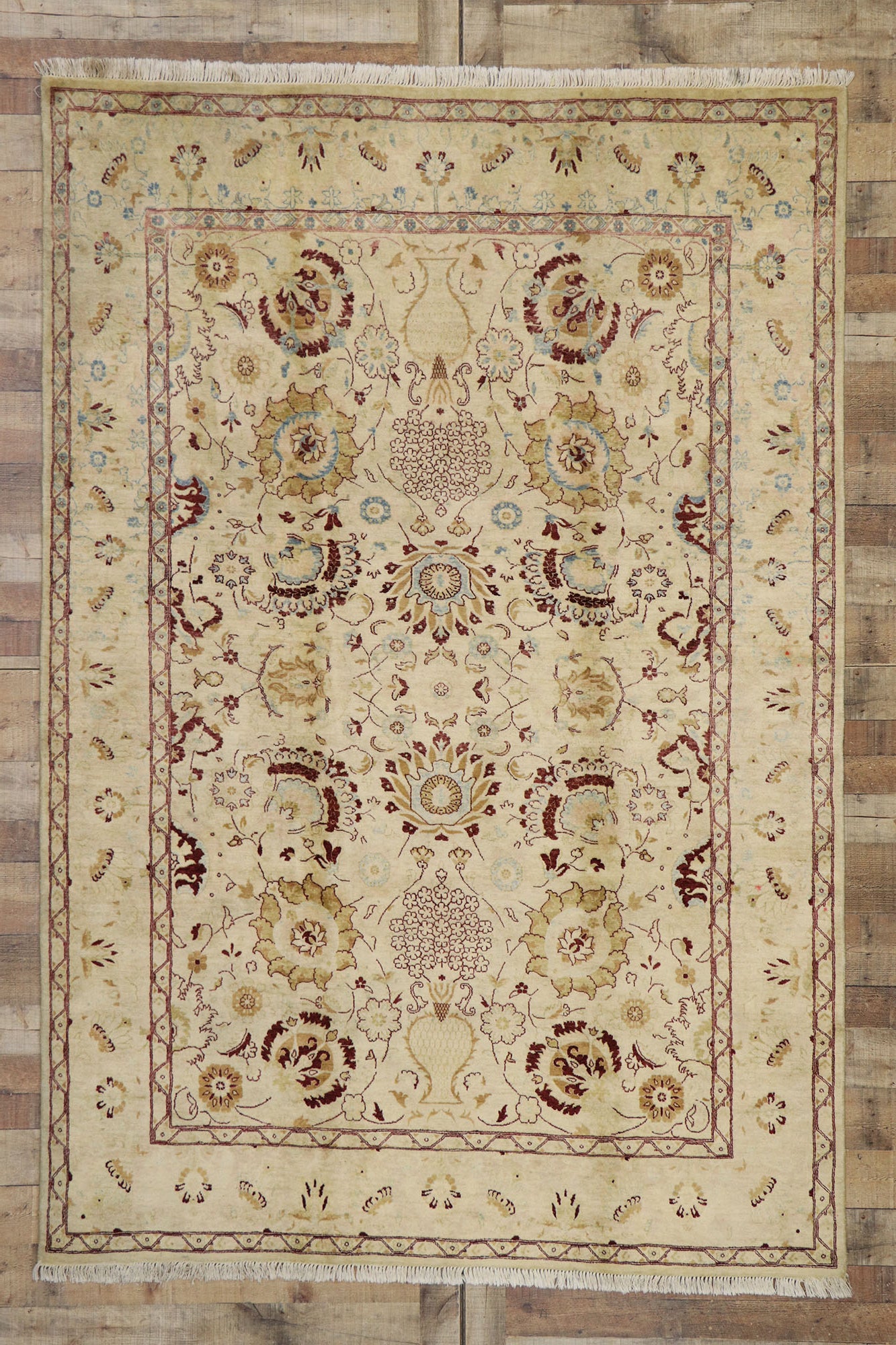6 x 9 Vintage Pakistan Rug 76874