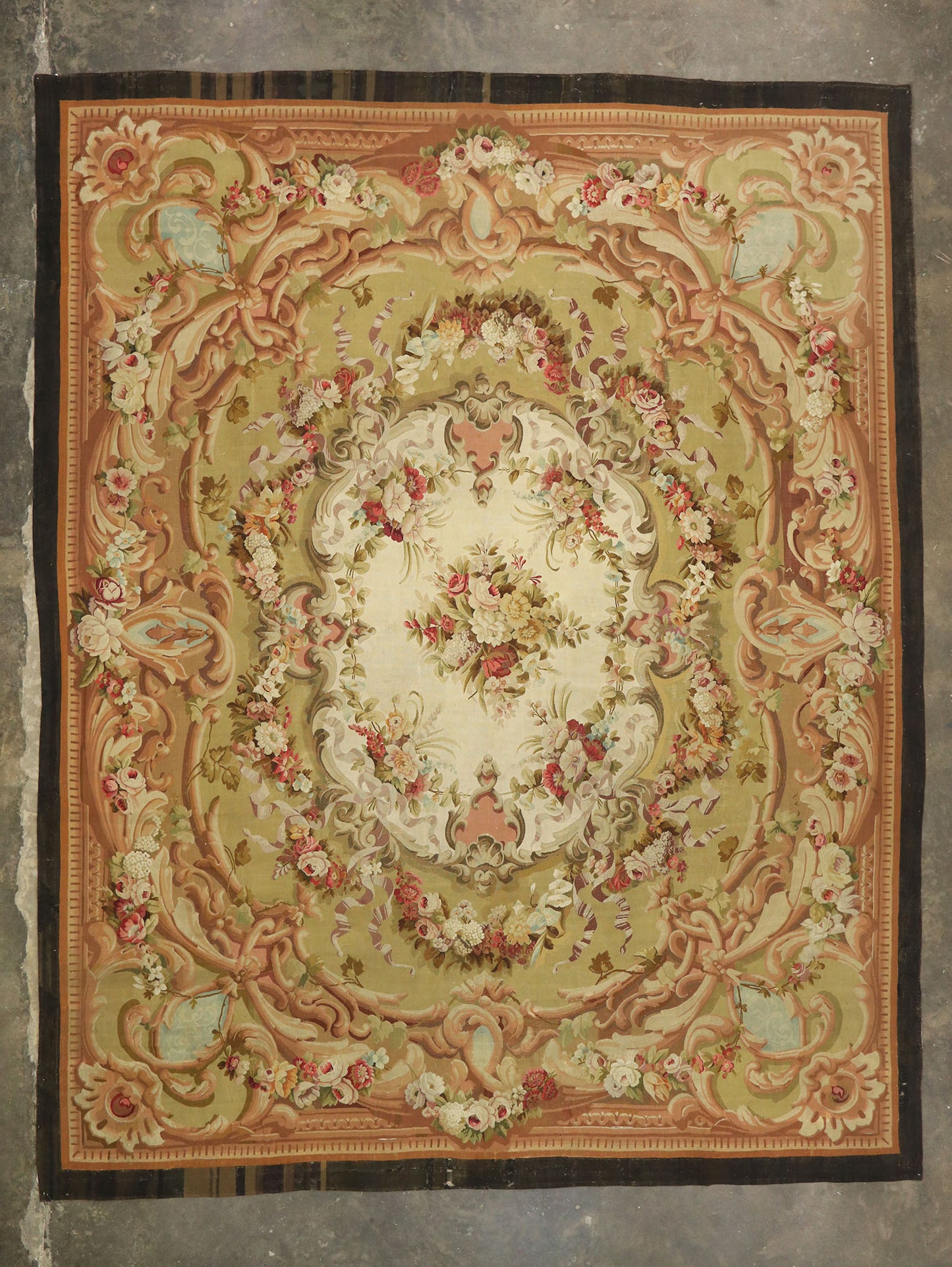 13 x 16 Antique French Aubusson Rug 76903