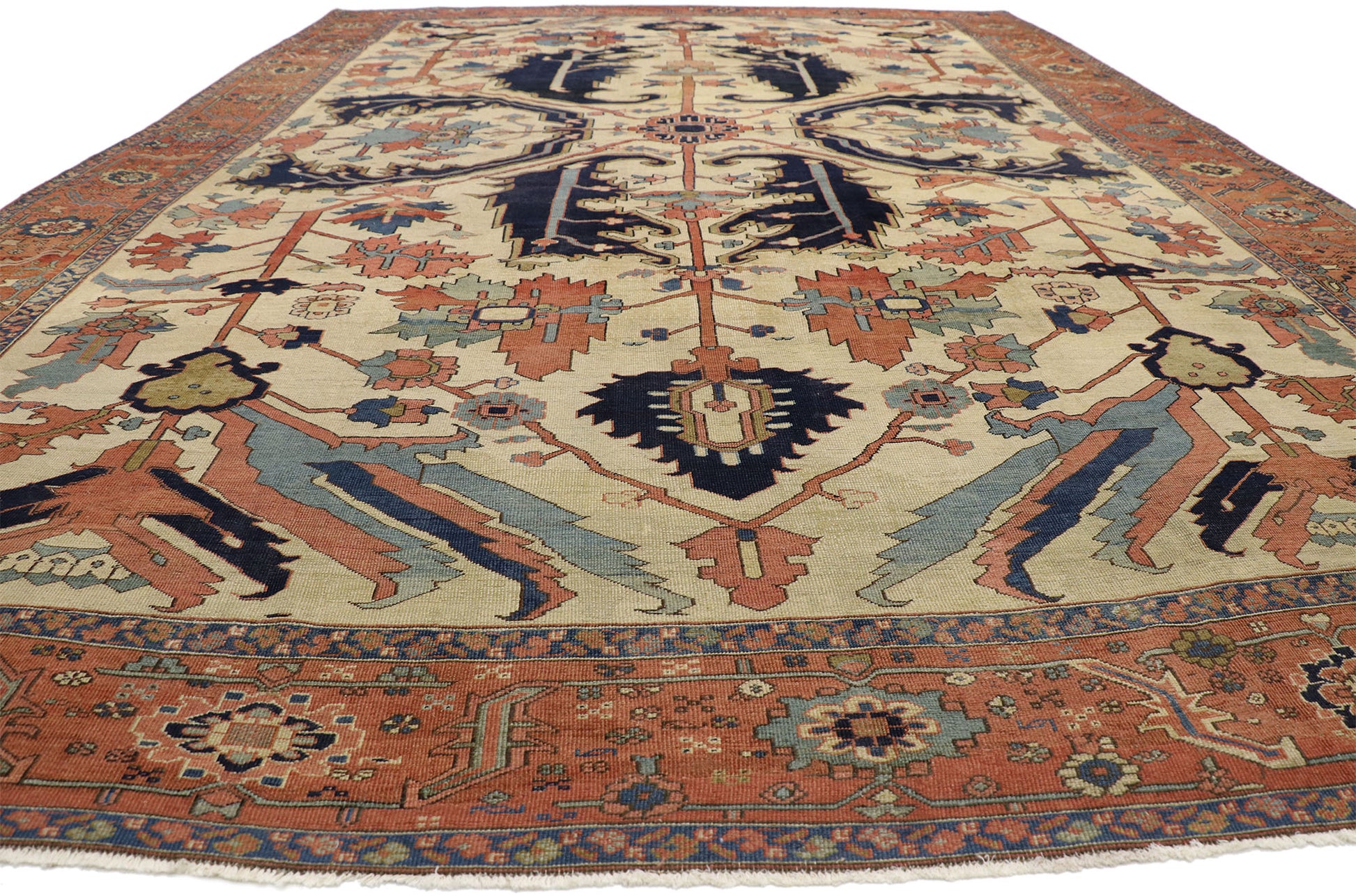 11 x 15 Antique Persian Serapi Rug 76927