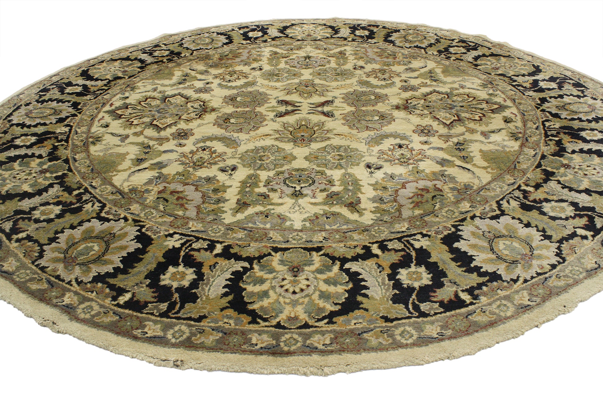 8 x 8 Vintage Indian Round Area Rug 76937