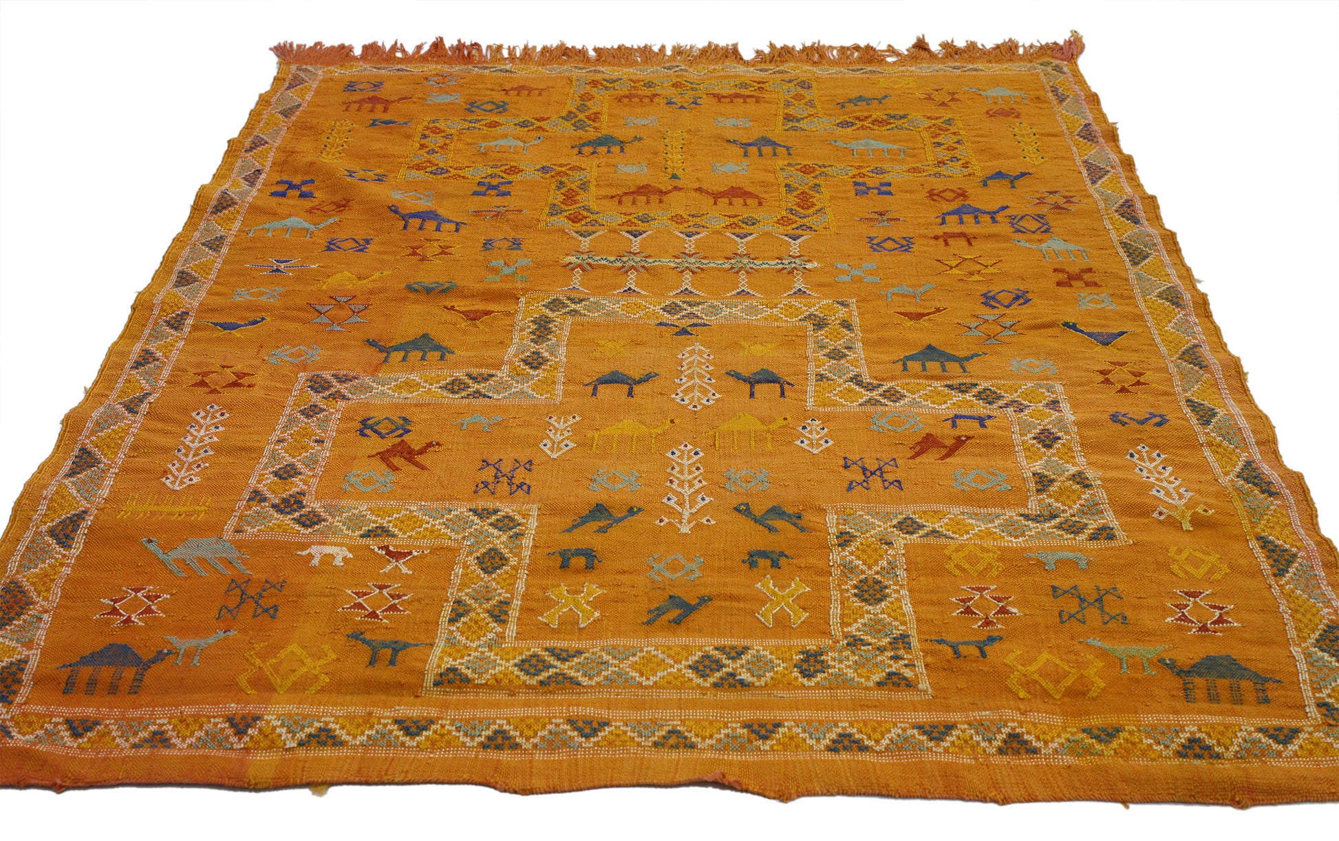 4 x 5 Vintage Kilim Rug 76988