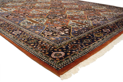 10 x 13 Vintage Persian Bakhtiari Rug 77086