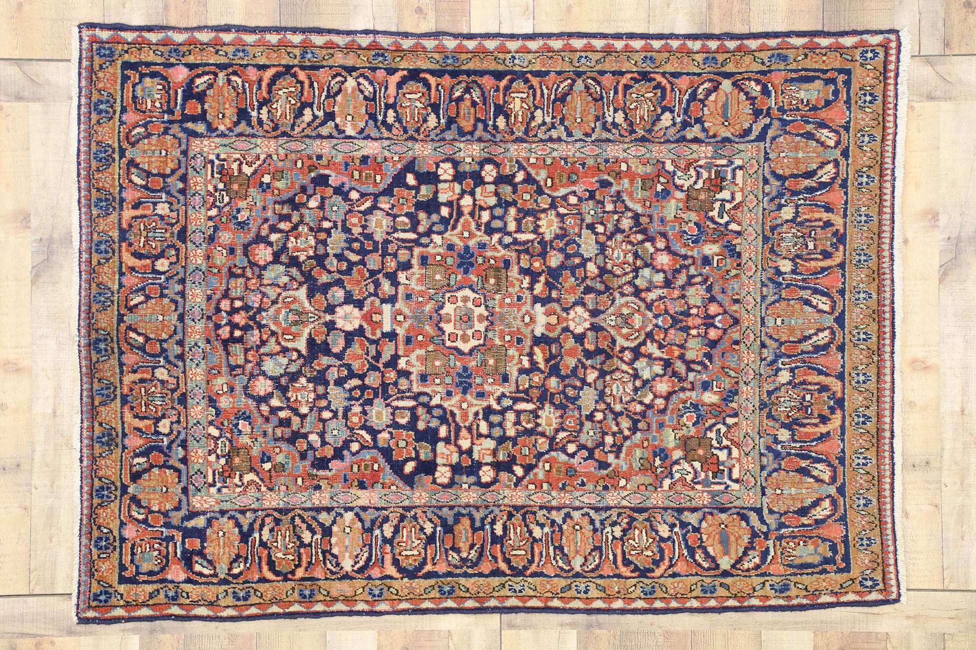 4 x 6 Vintage Persian Mahal Rug 77200