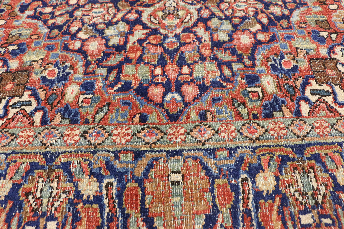 4 x 6 Vintage Persian Mahal Rug 77200