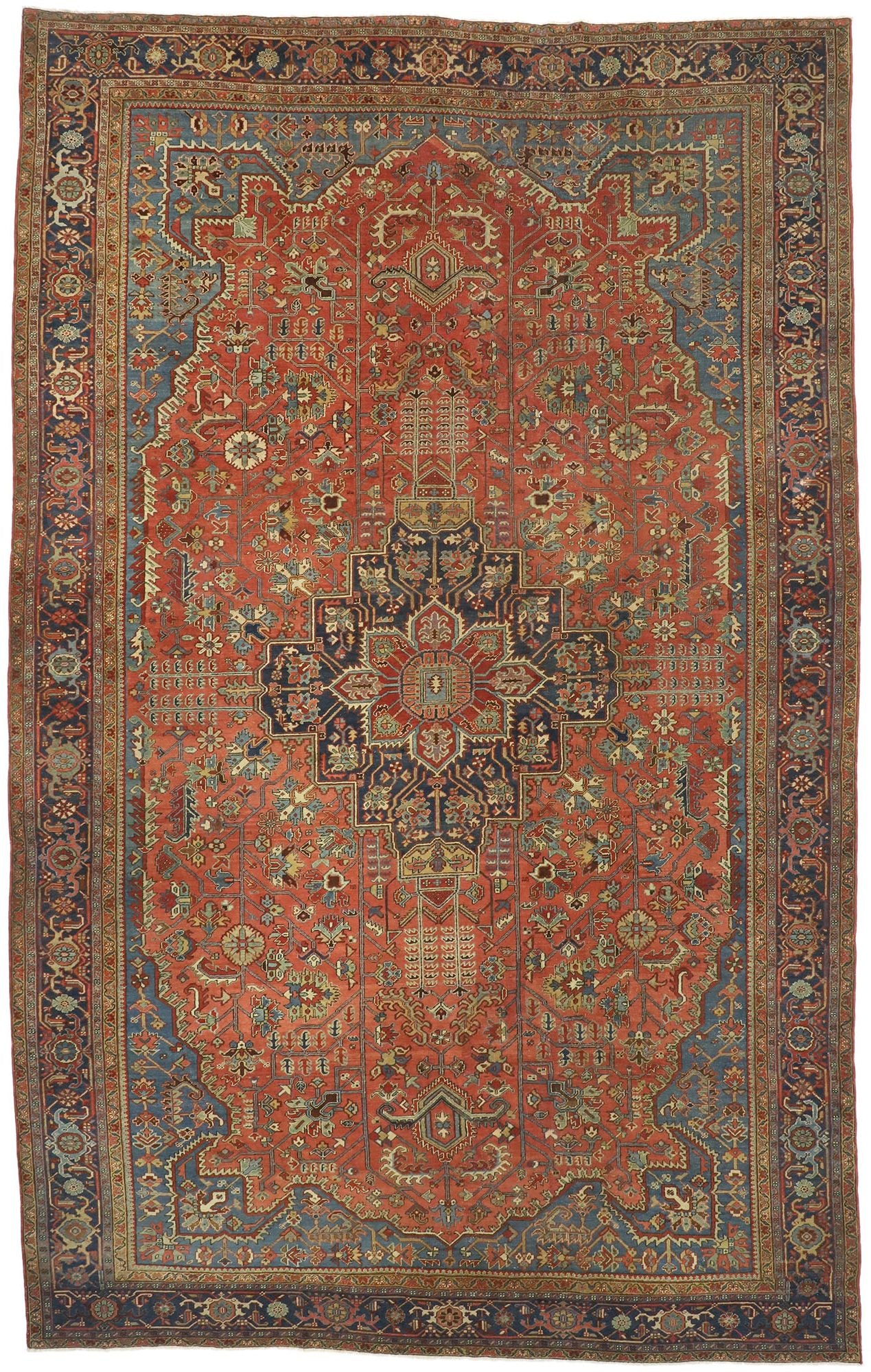 12 x 19 Antique Persian Serapi Rug 77219