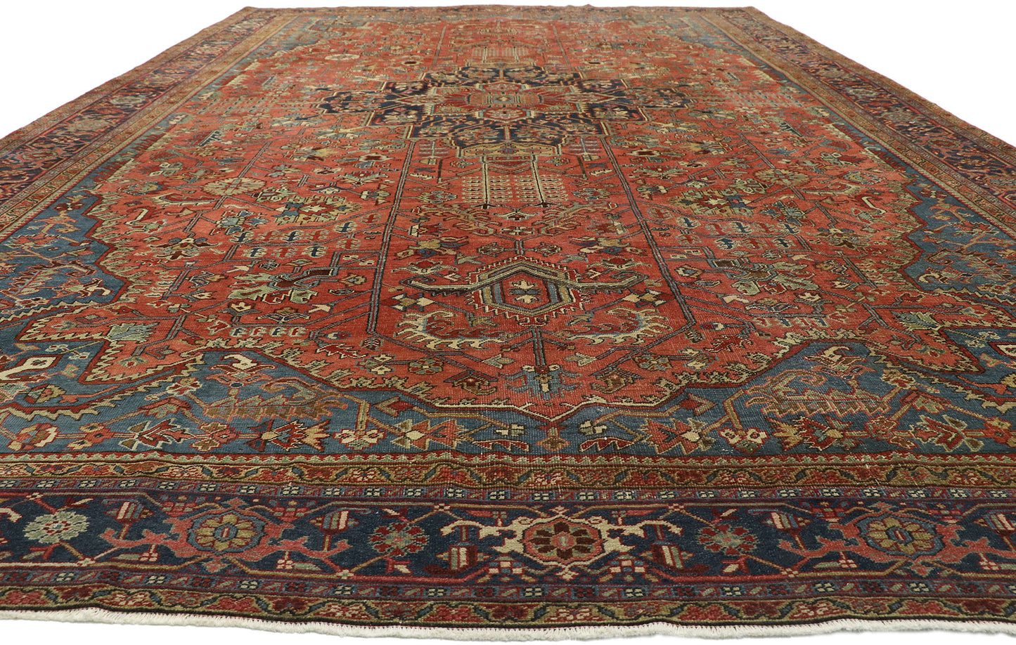 12 x 19 Antique Persian Serapi Rug 77219