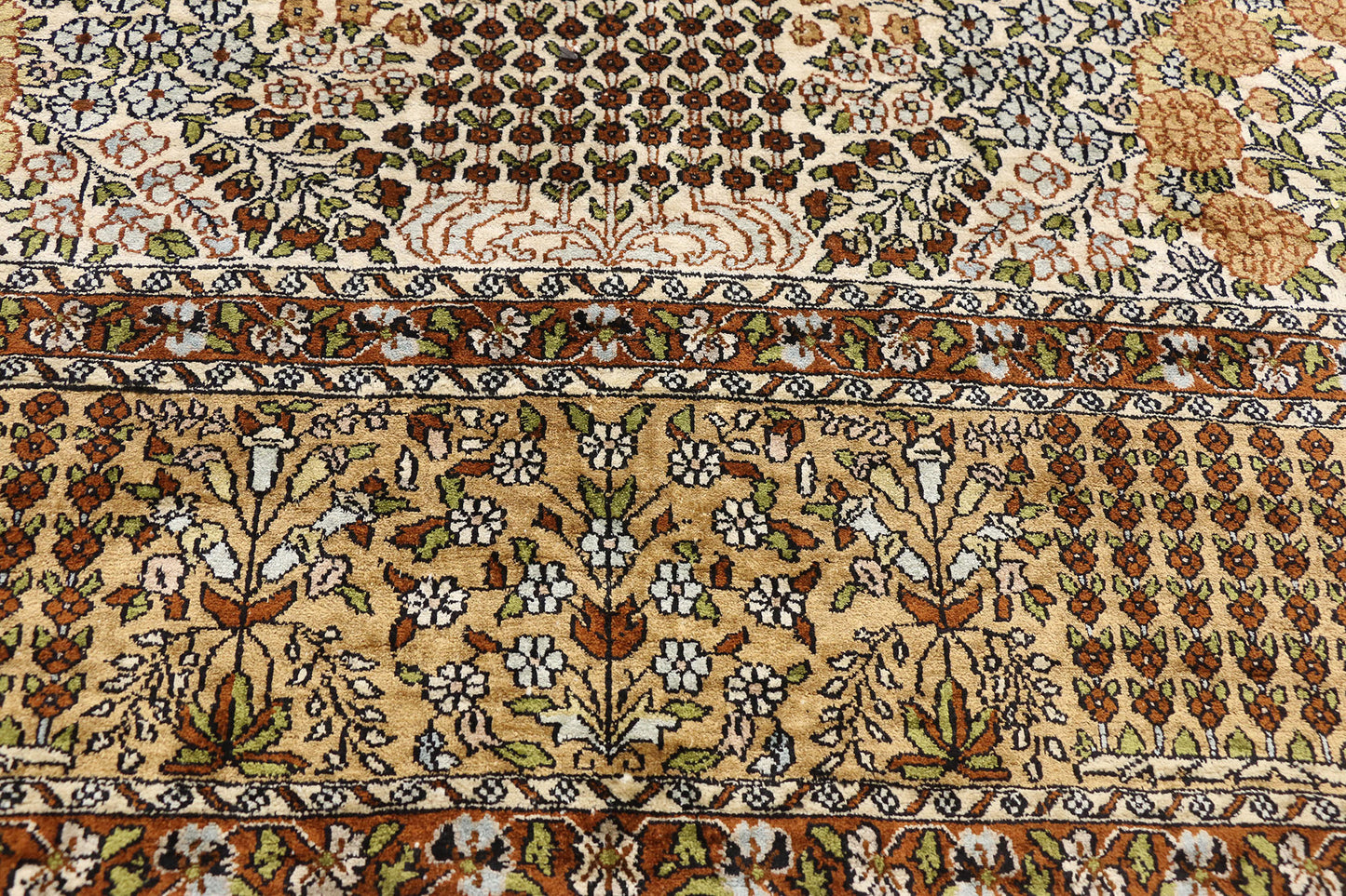 6 x 9 Vintage Kashmir Rug 77224