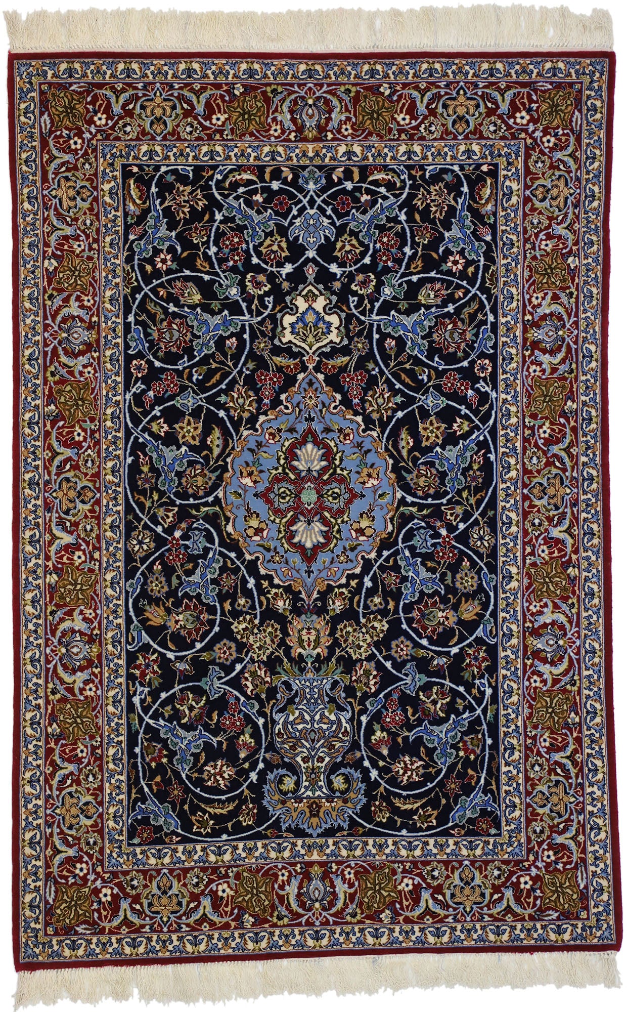 4 x 6 Vintage Isfahan Rug 77253