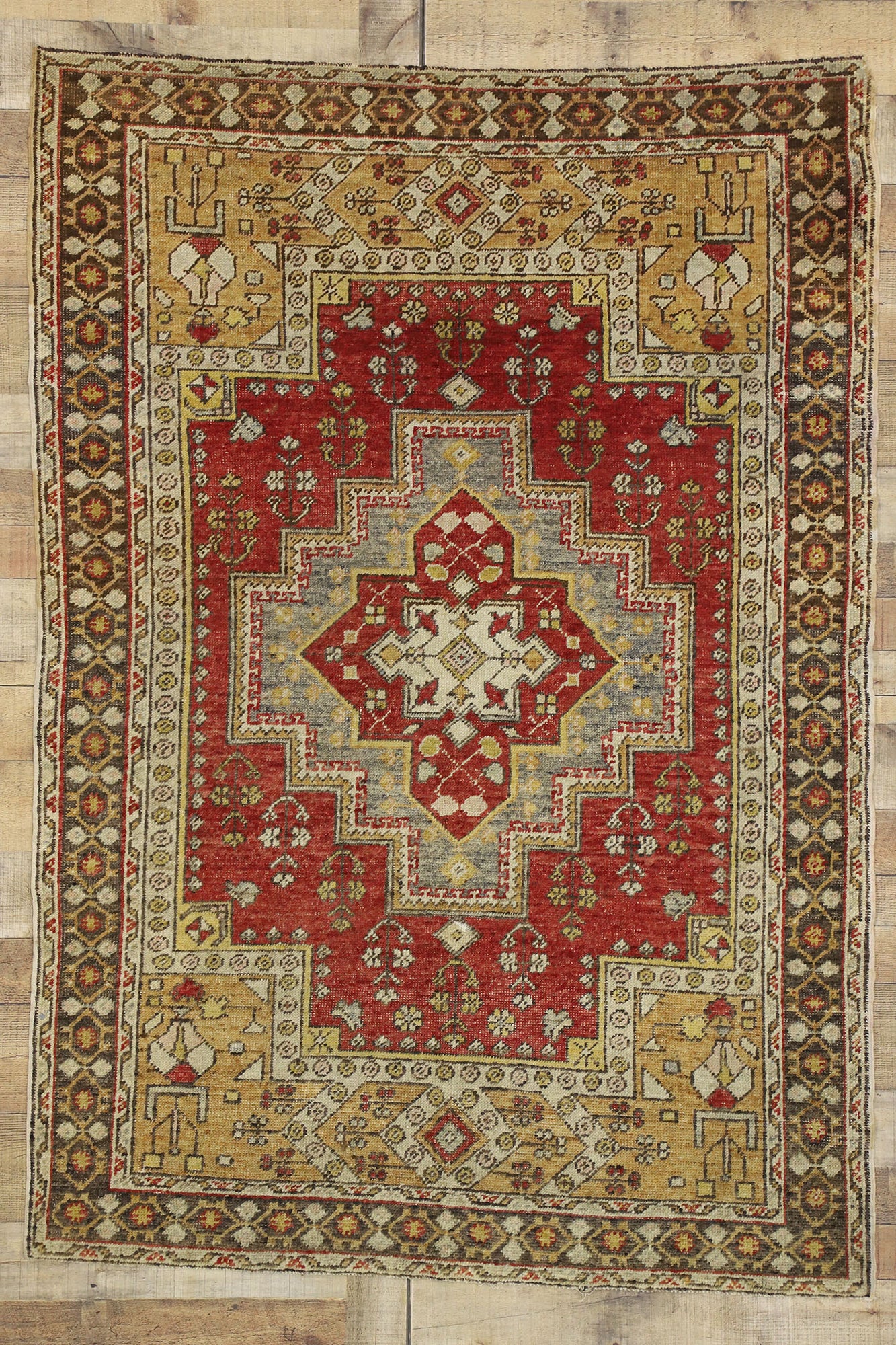 4 x 6 Vintage Turkish Oushak Rug 77281