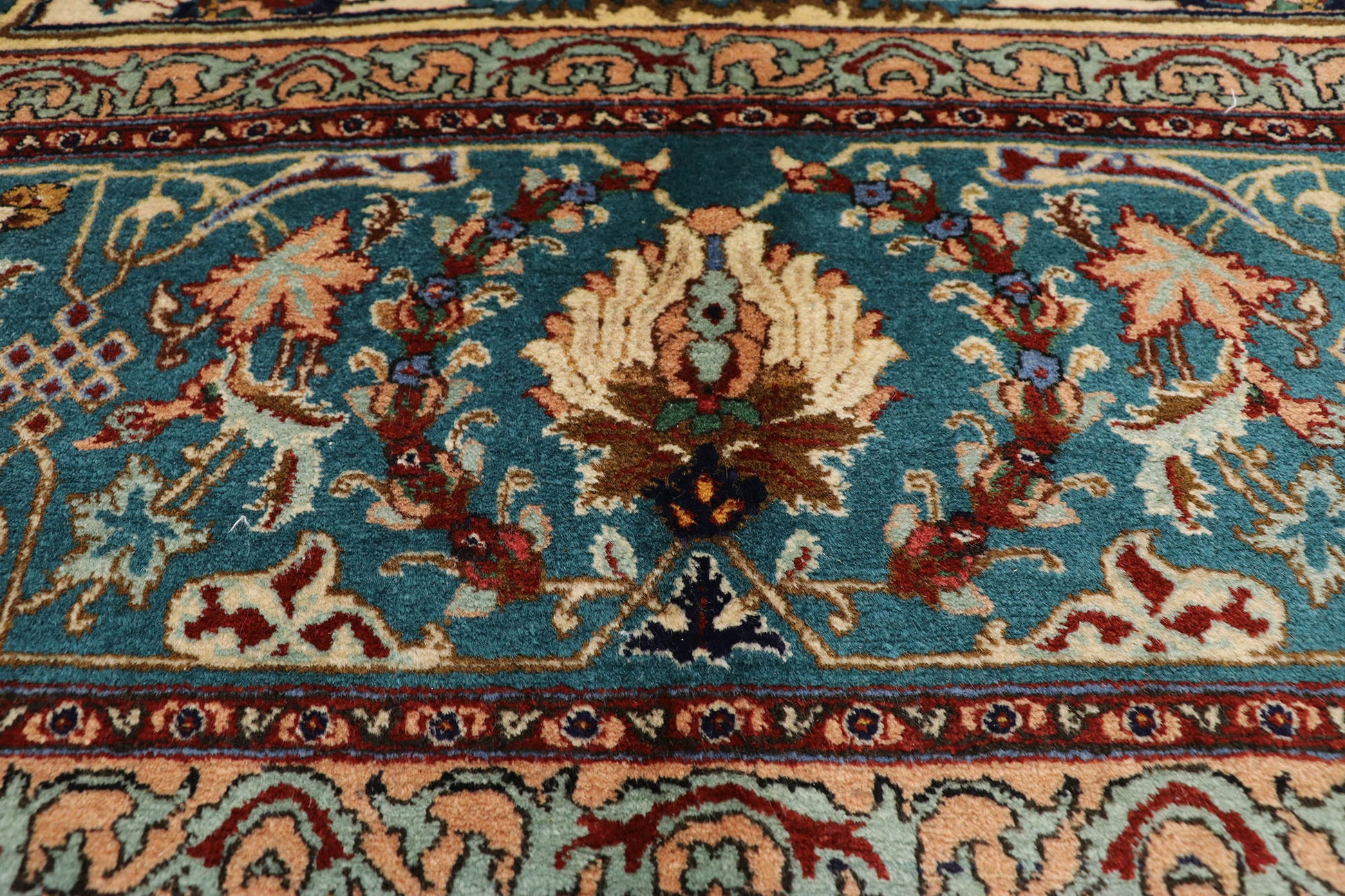 9 x 11 Vintage Persian Tabriz Rug 77352