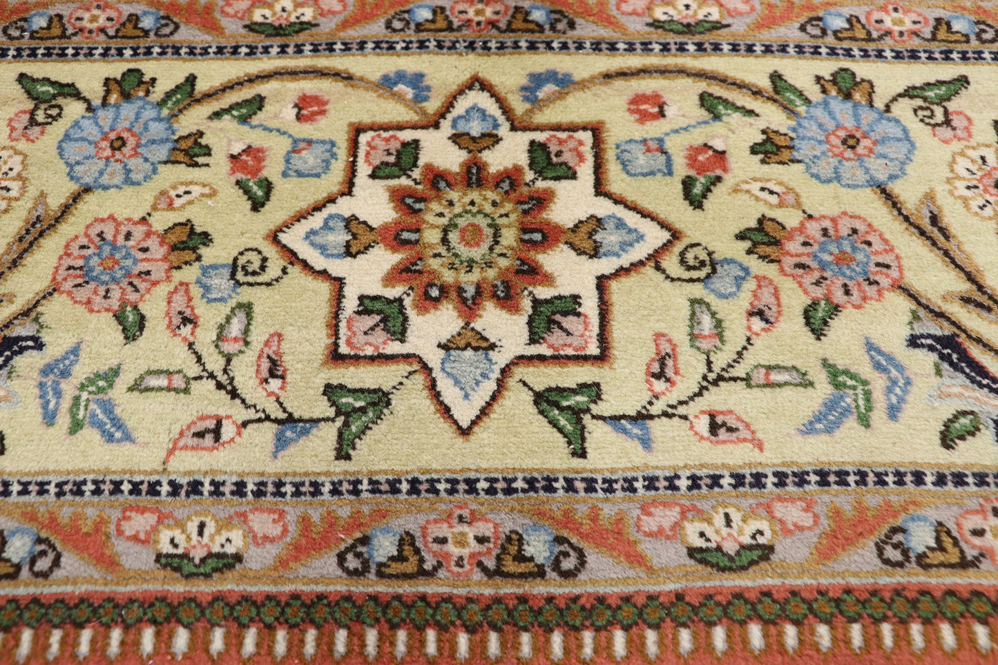 11 x 15 Vintage Persian Tabriz Rug 77353