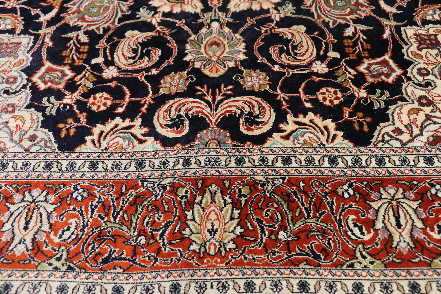 4 x 6 Vintage Silk Kashan Rug 77371
