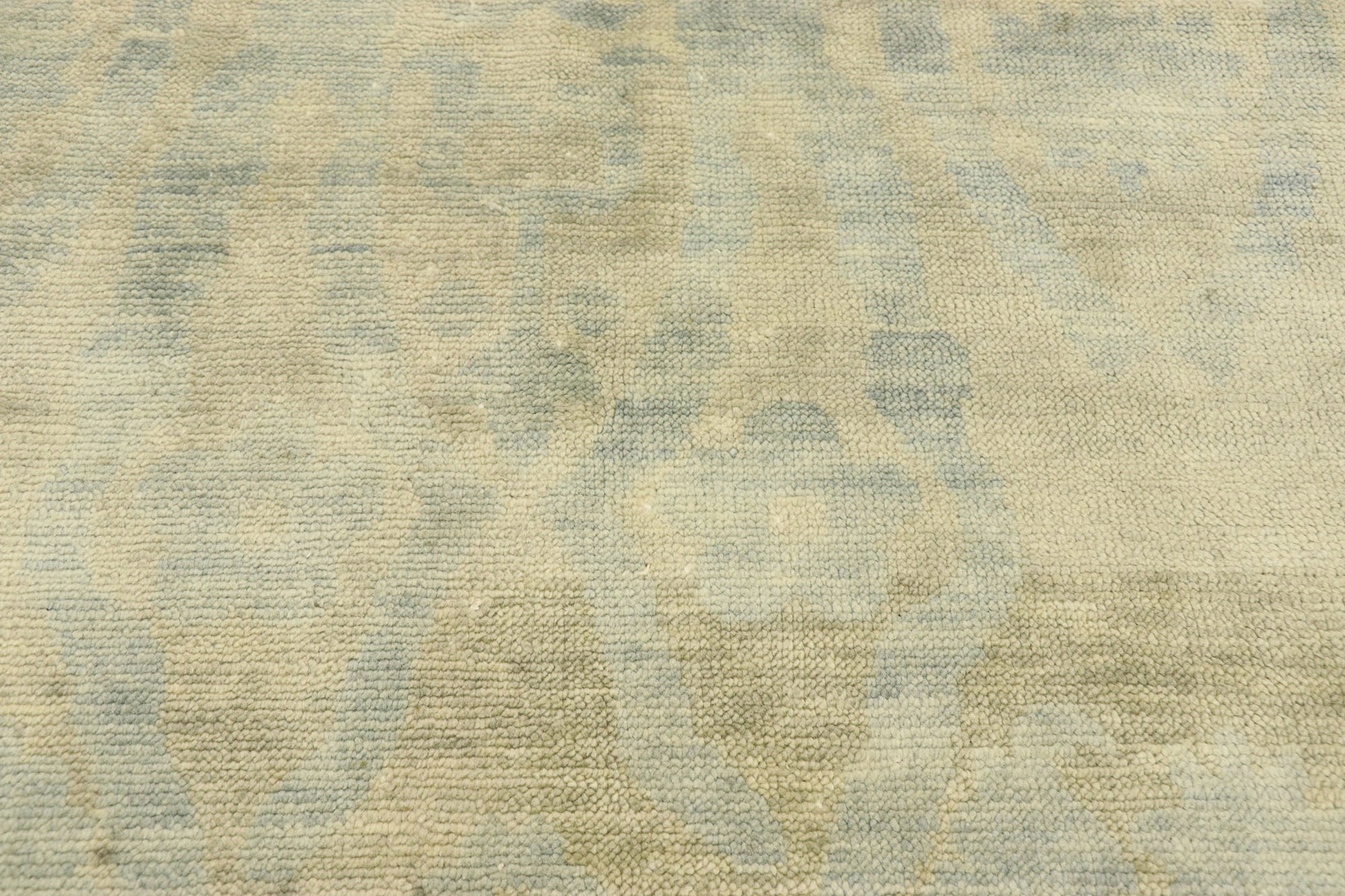 8 x 8 Contemporary Turkish Oushak Rug 77419