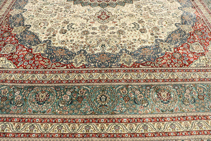 8 x 10 Vintage Turkish Silk Hereke Rug 77506