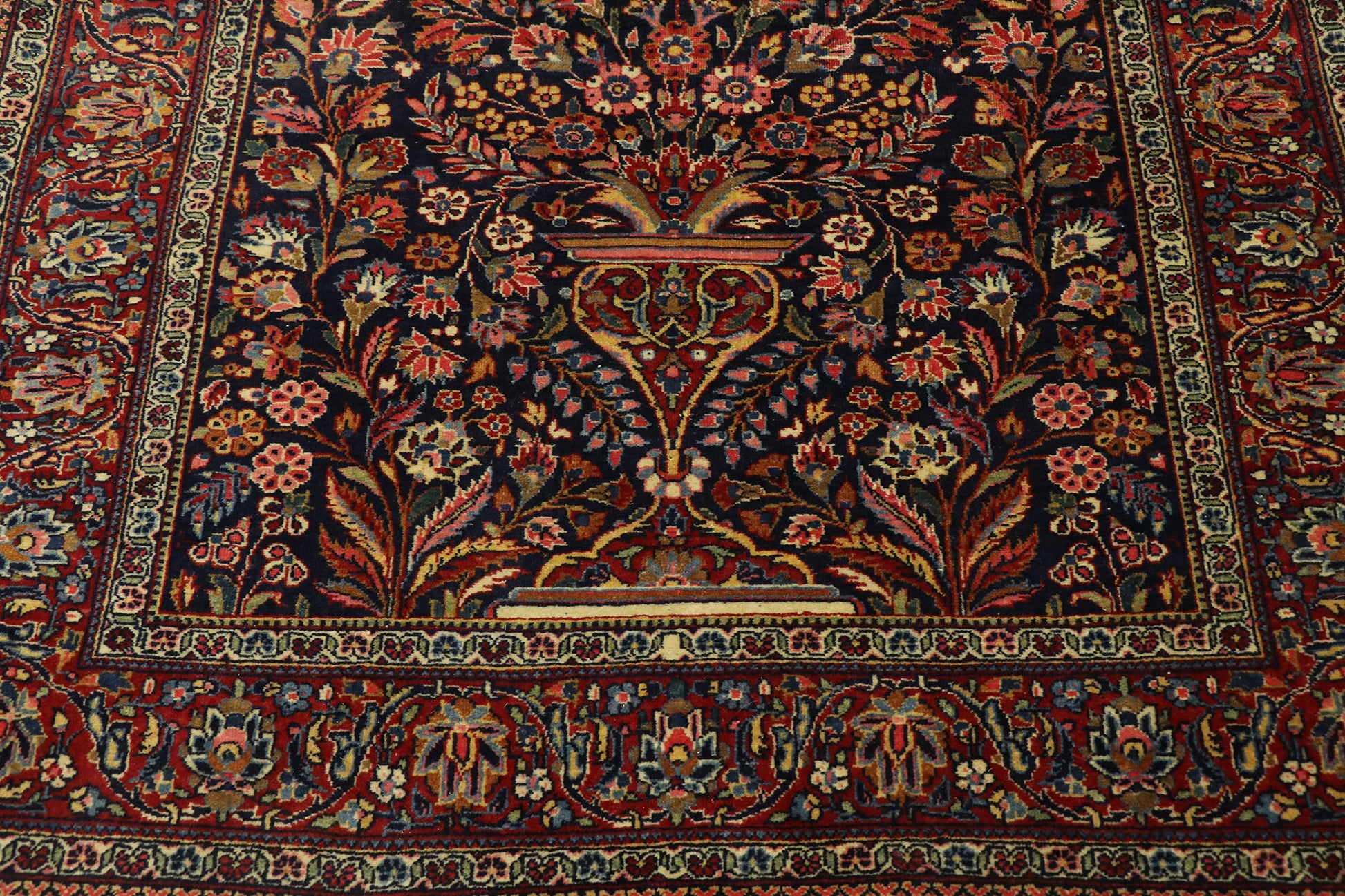 4 x 5 Antique Persian Kashan Vase Prayer Rug 77549