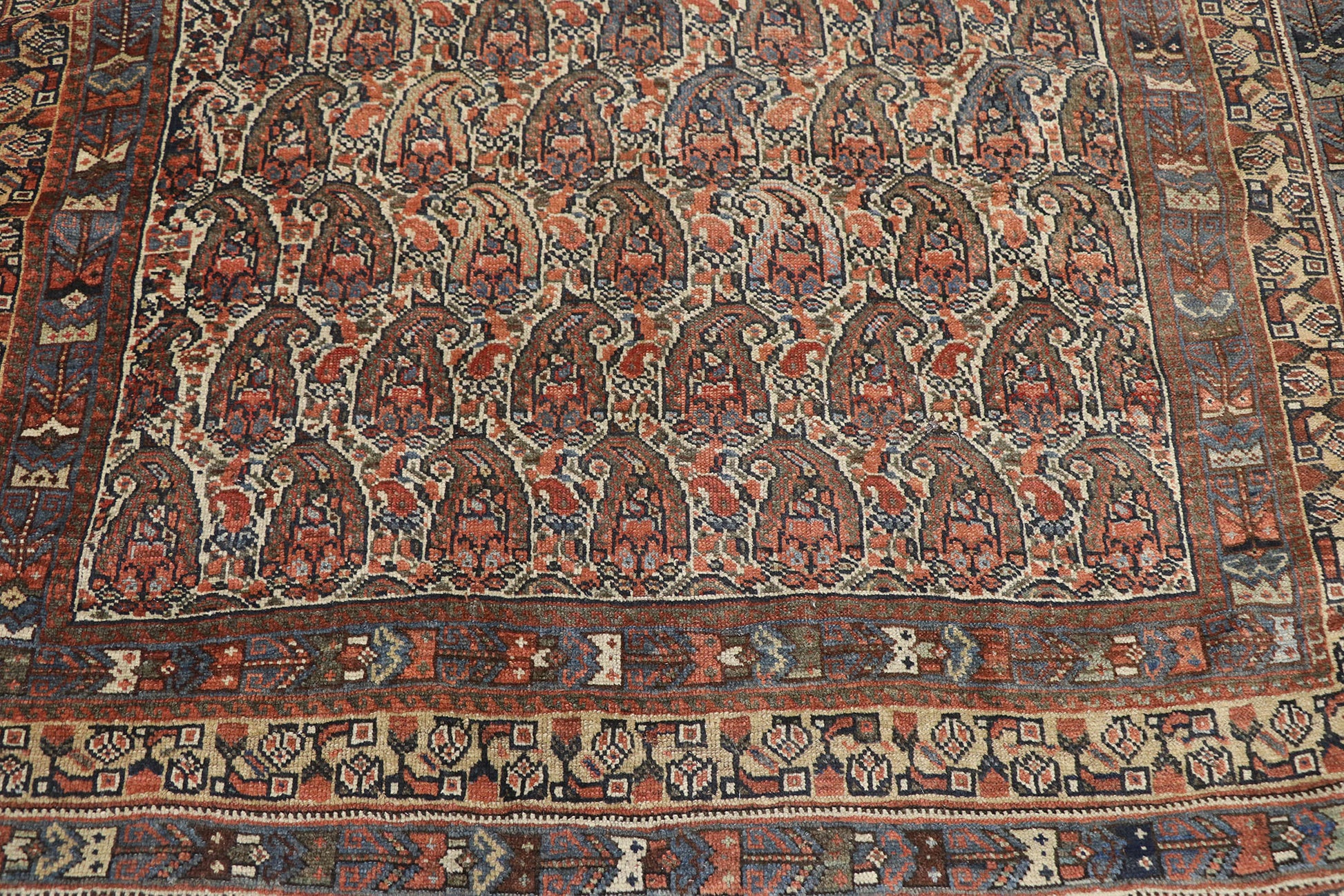 5 x 6 Antique Persian Shiraz Rug 77617