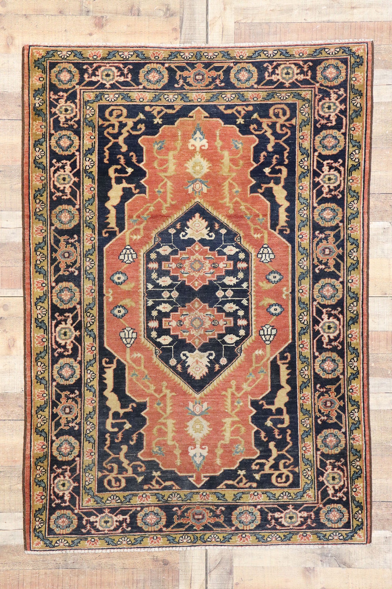 4 x 6 Vintage Pakistani Rug 77636