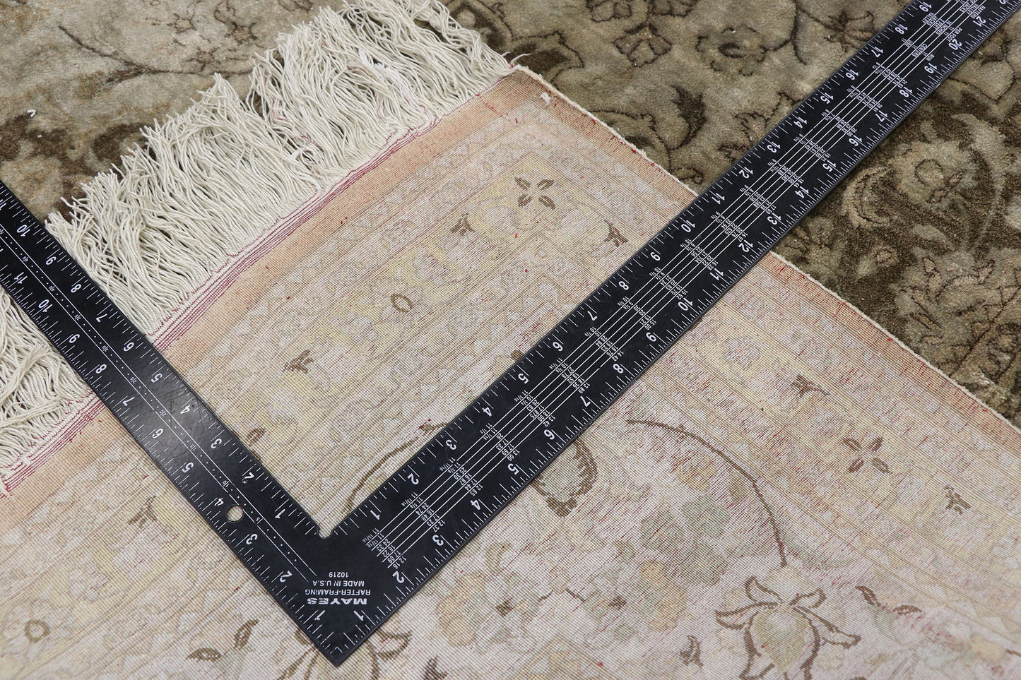 7 x 10 Vintage Persian Silk Qum Rug 77705