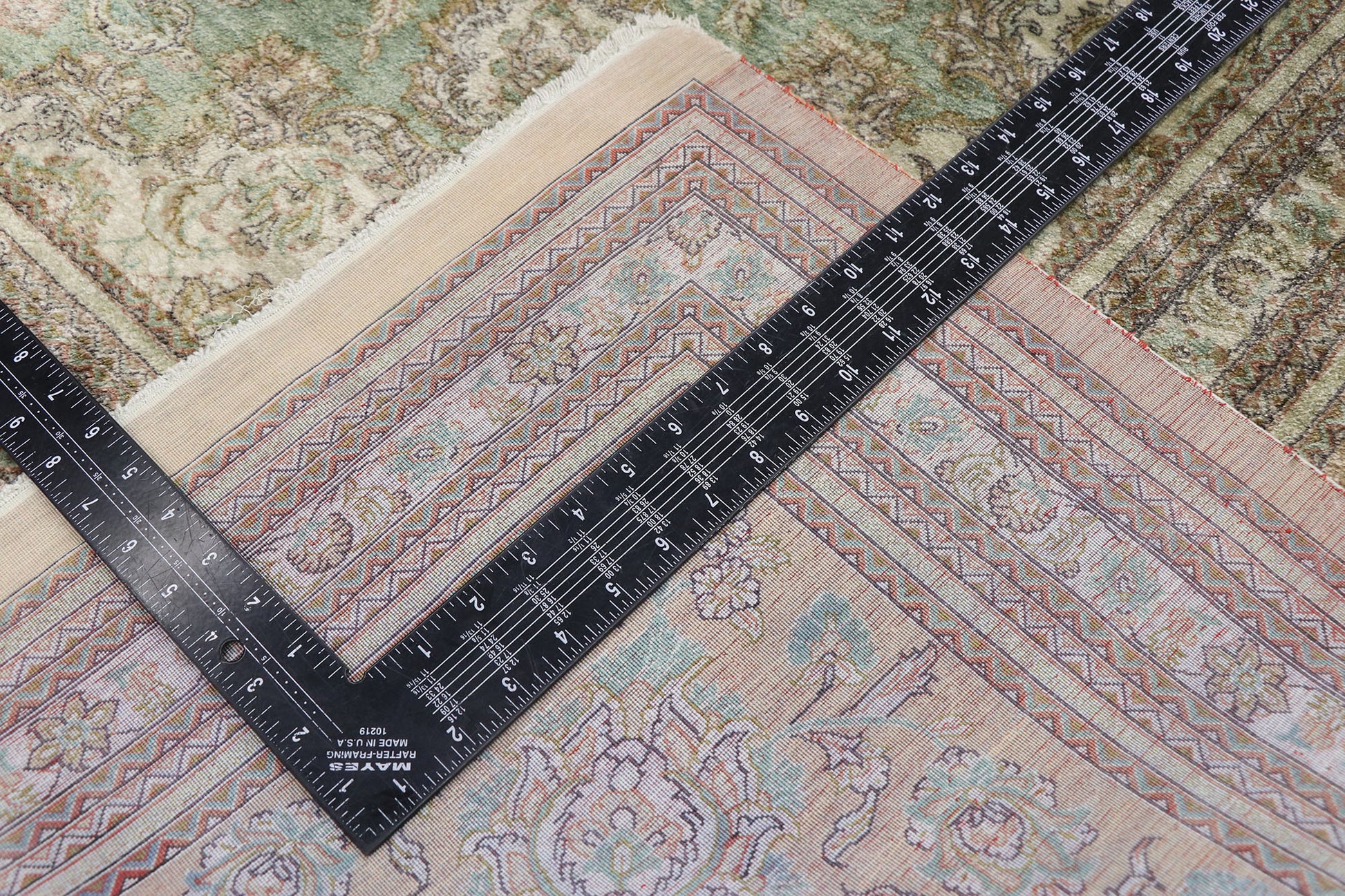 8 x 11 Vintage Persian Silk Qum Rug 77706